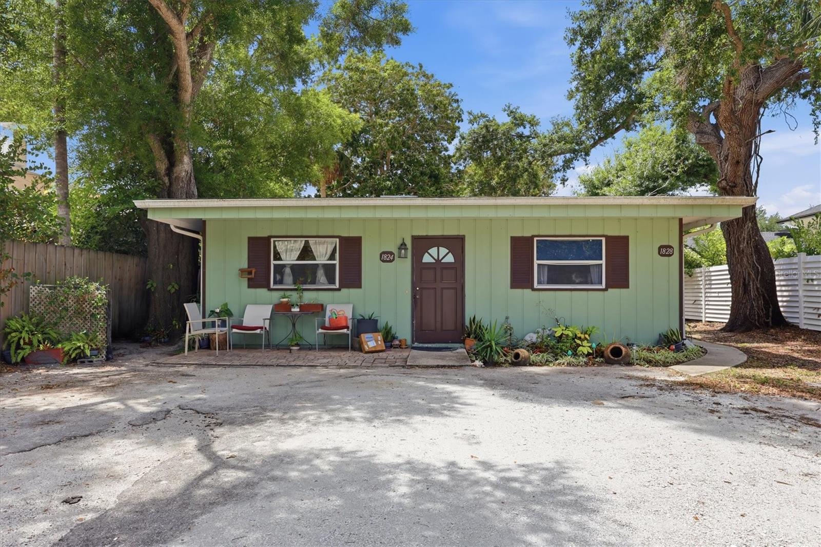 1824 WEBBER ST - Photo 1