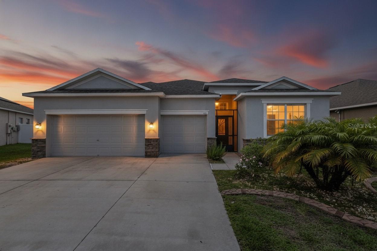 611 WABASH BREEZE CIR - Photo 1