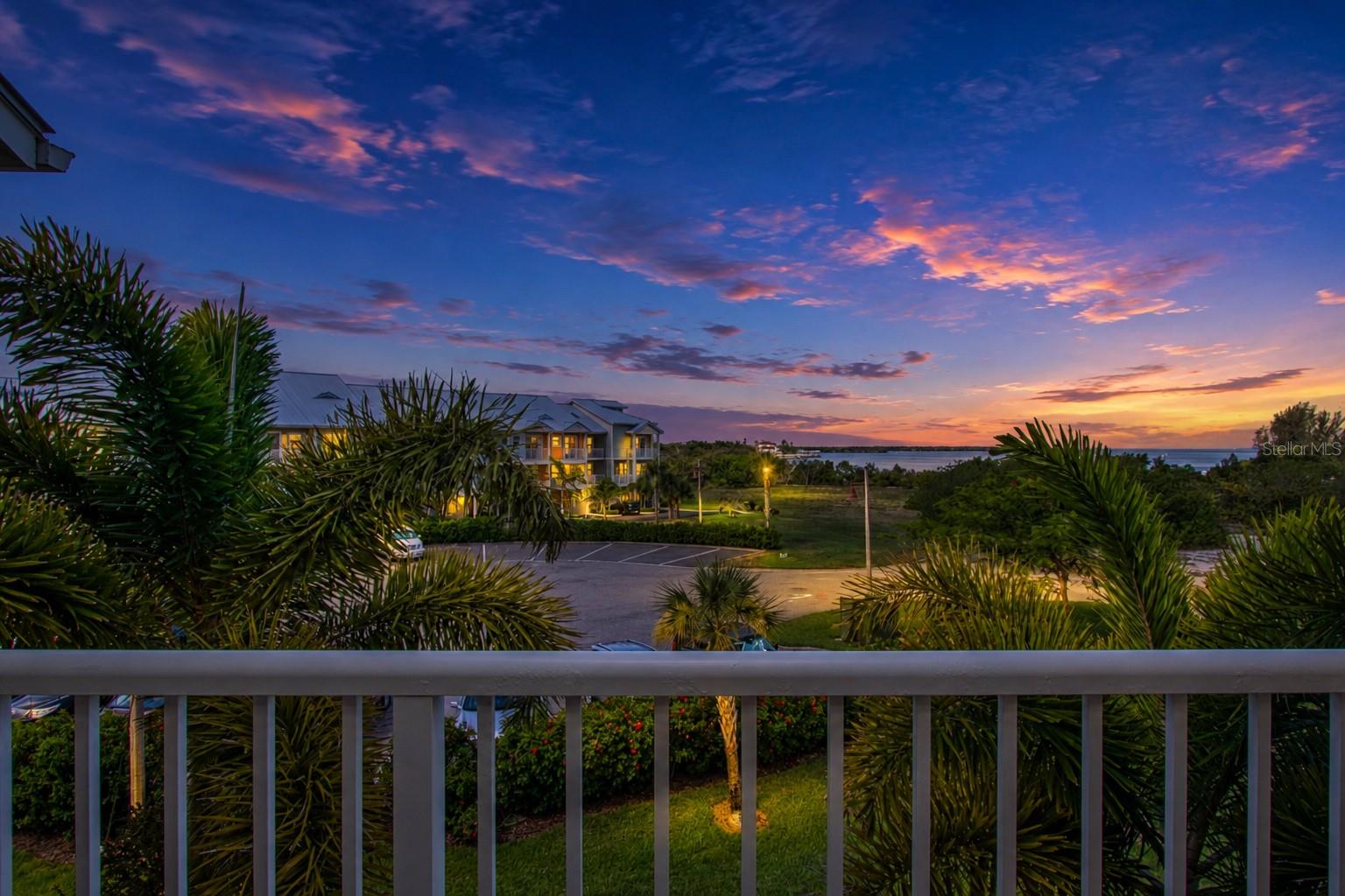 3273 MANGROVE POINT DR - Photo 1