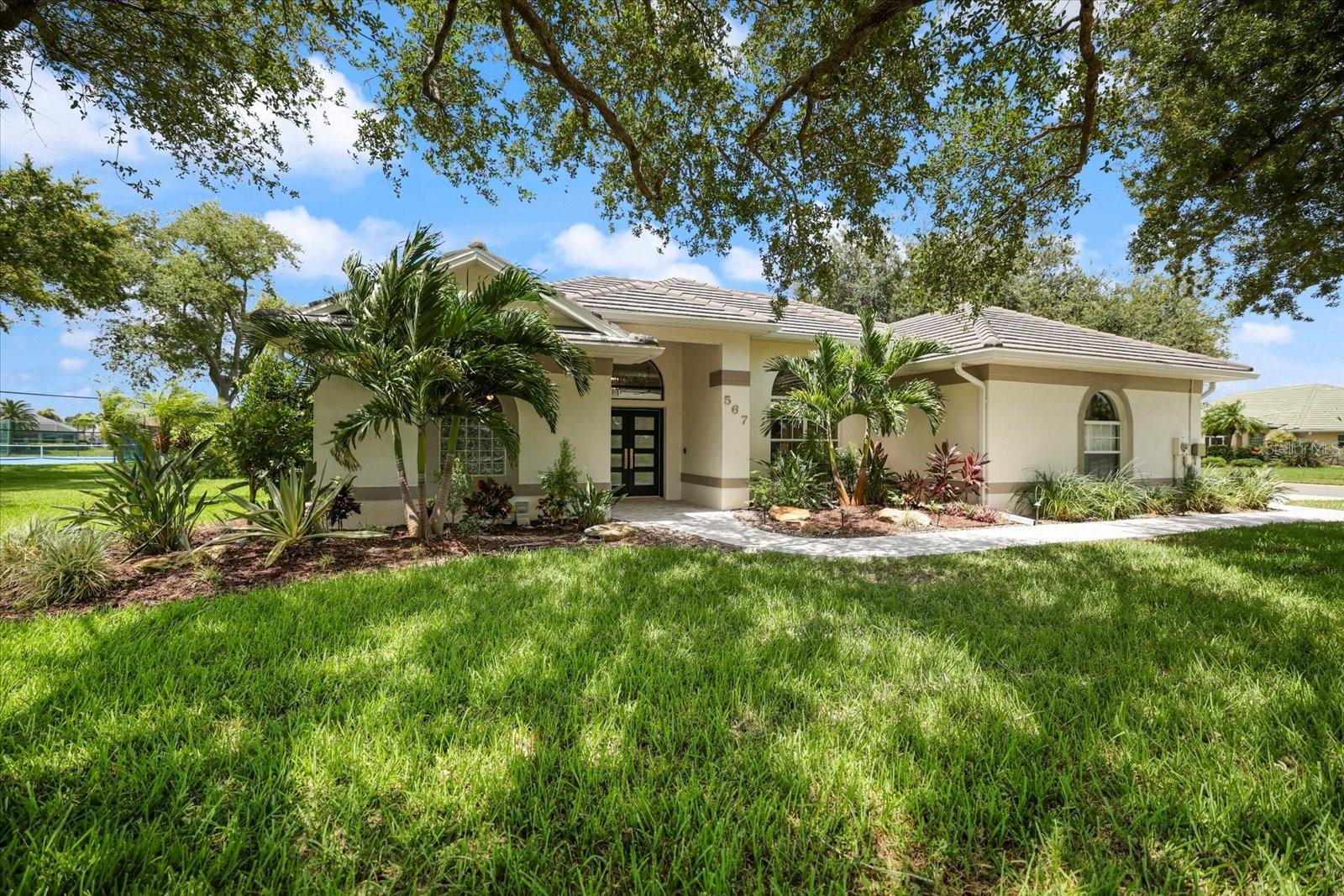 567 LAKE OF THE WOODS DR - Photo 1
