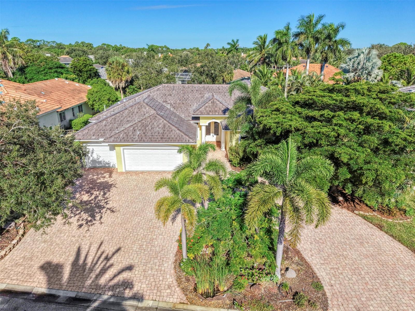 4708 SWEETMEADOW CIR - Photo 1