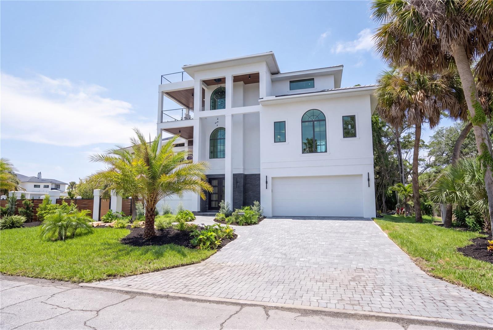 539 AVENIDA DEL NORTE - Photo 1