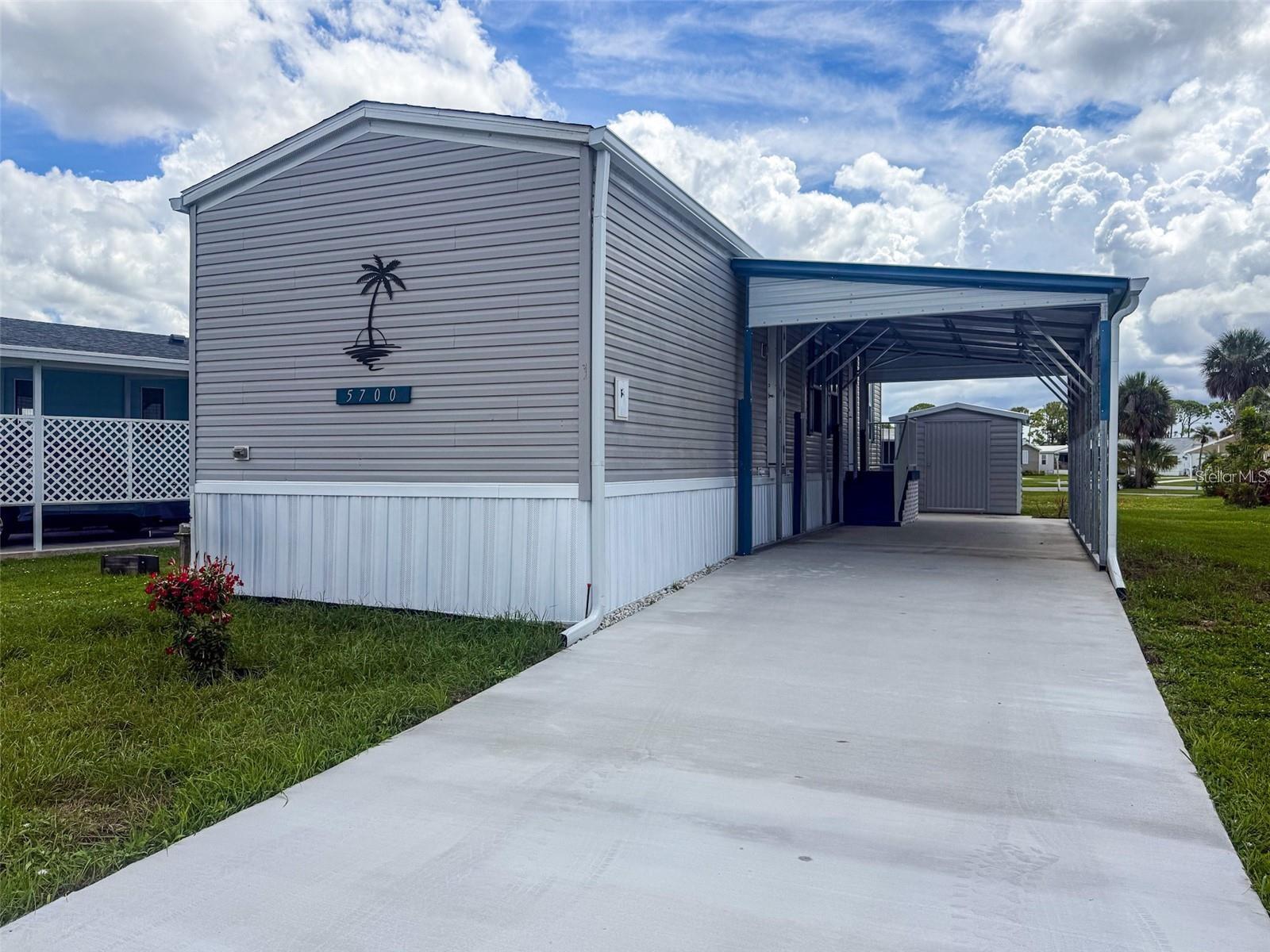 5700 HOLIDAY PARK BLVD - Photo 1