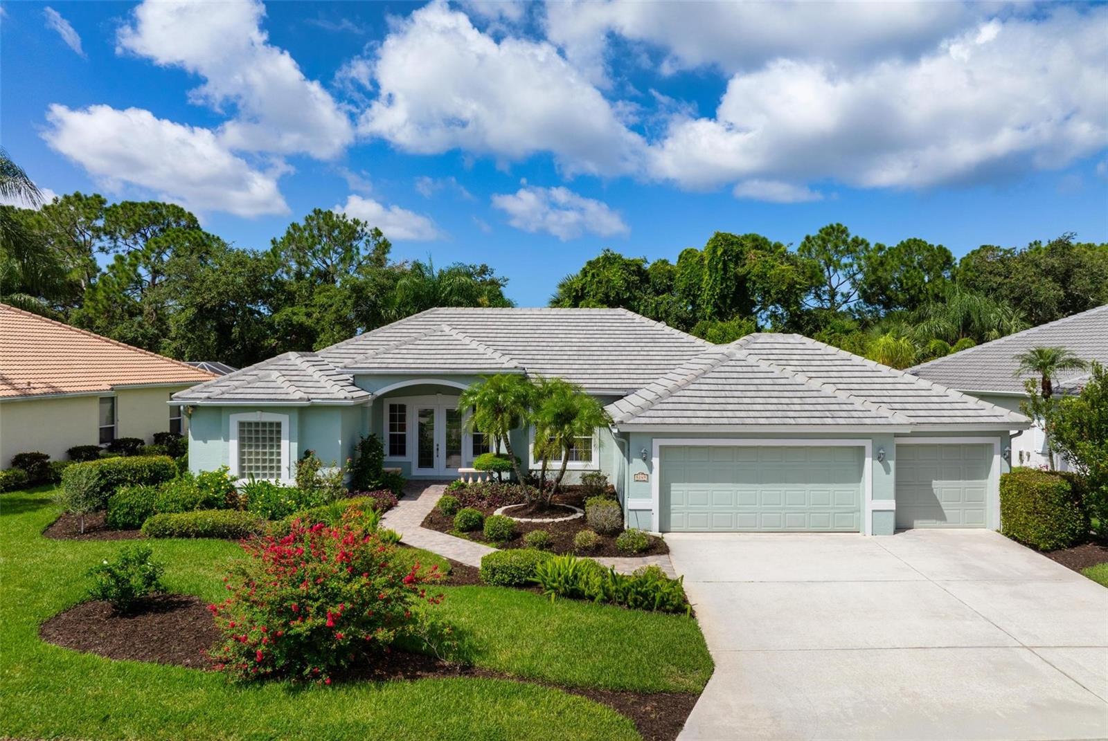 5249 FAR OAK CIR - Photo 1