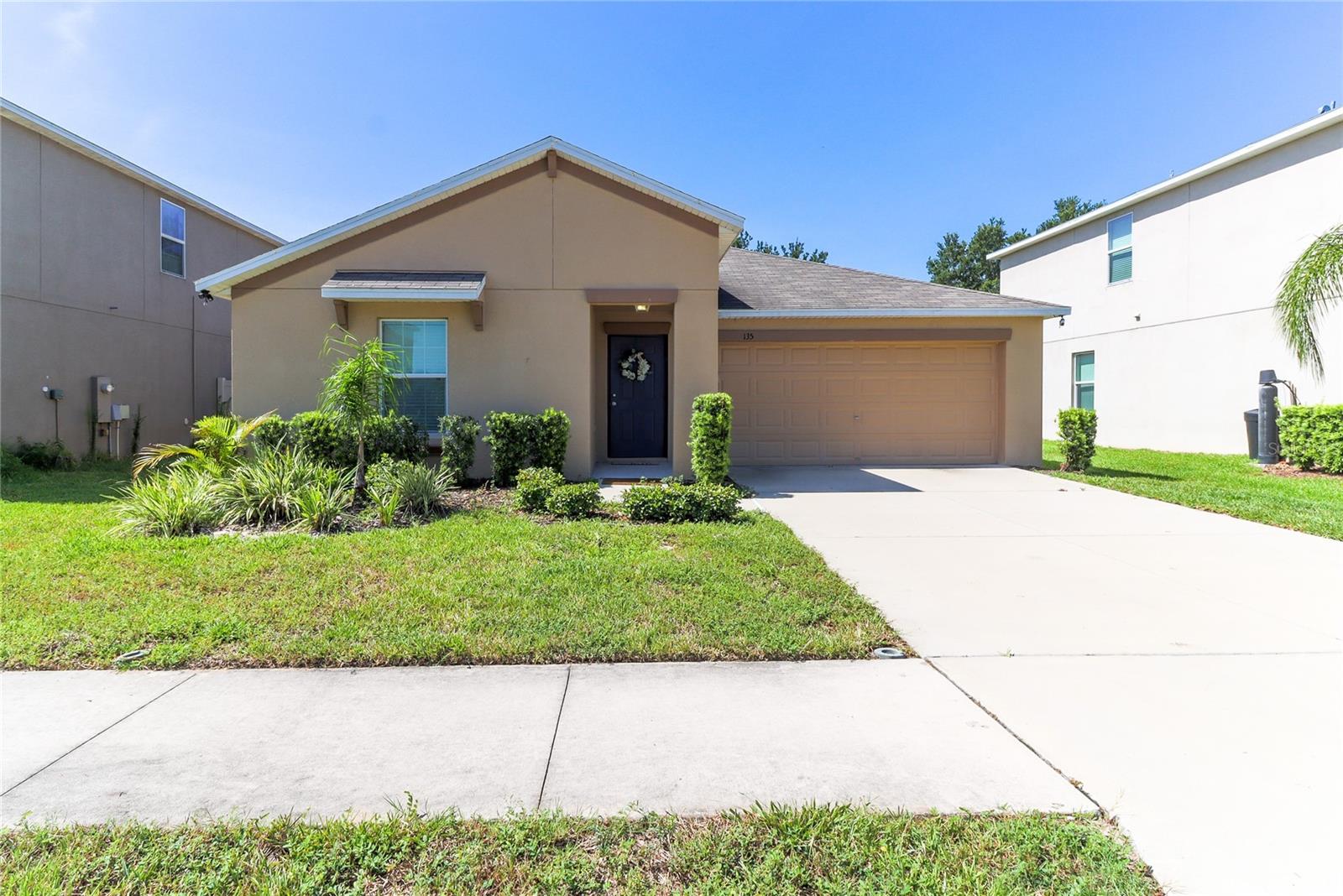 135 CASCADE BEND DR - Photo 1