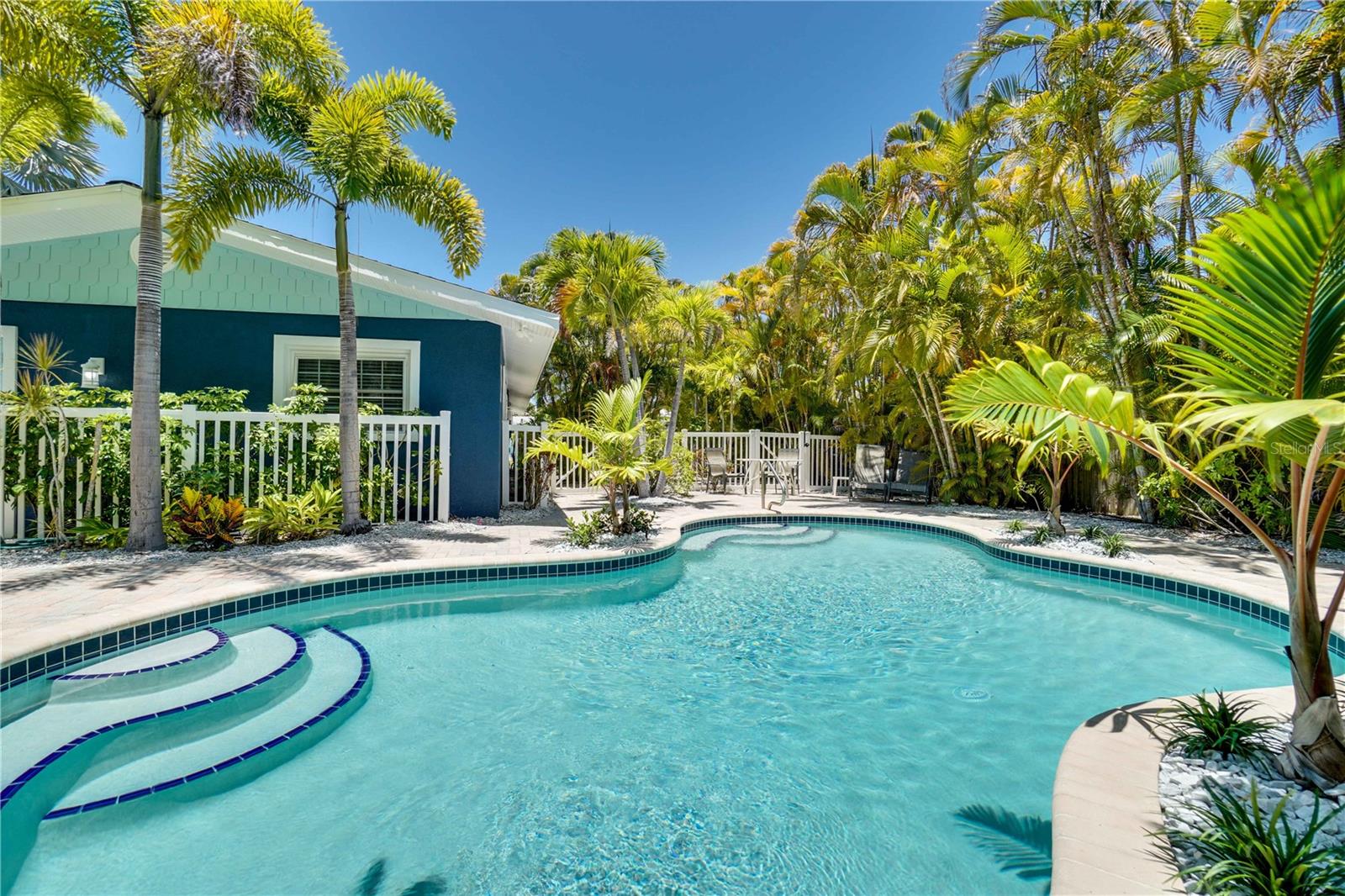 76 N SHORE DR - Photo 1