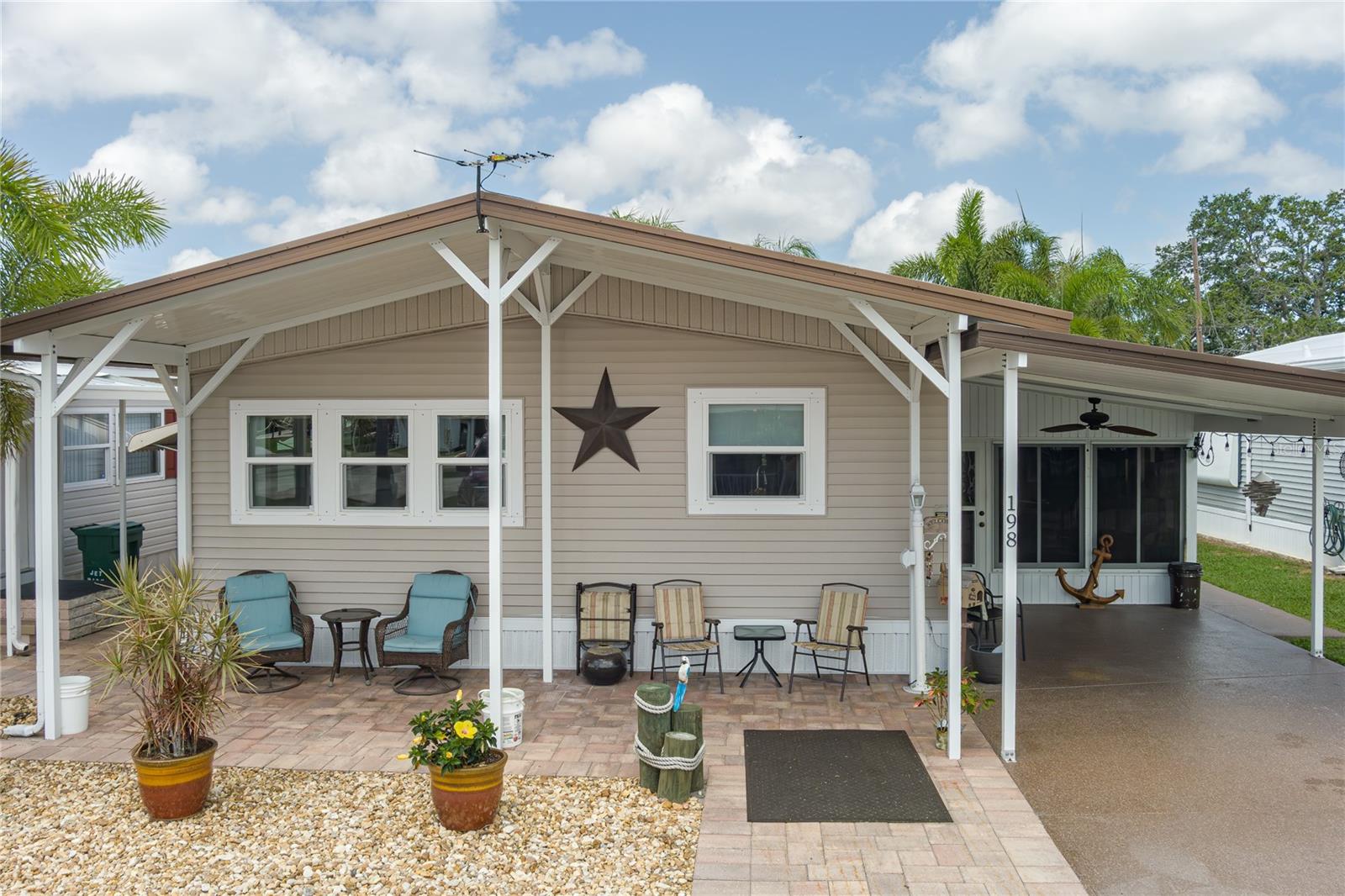 198 TANKEY DR - Photo 1