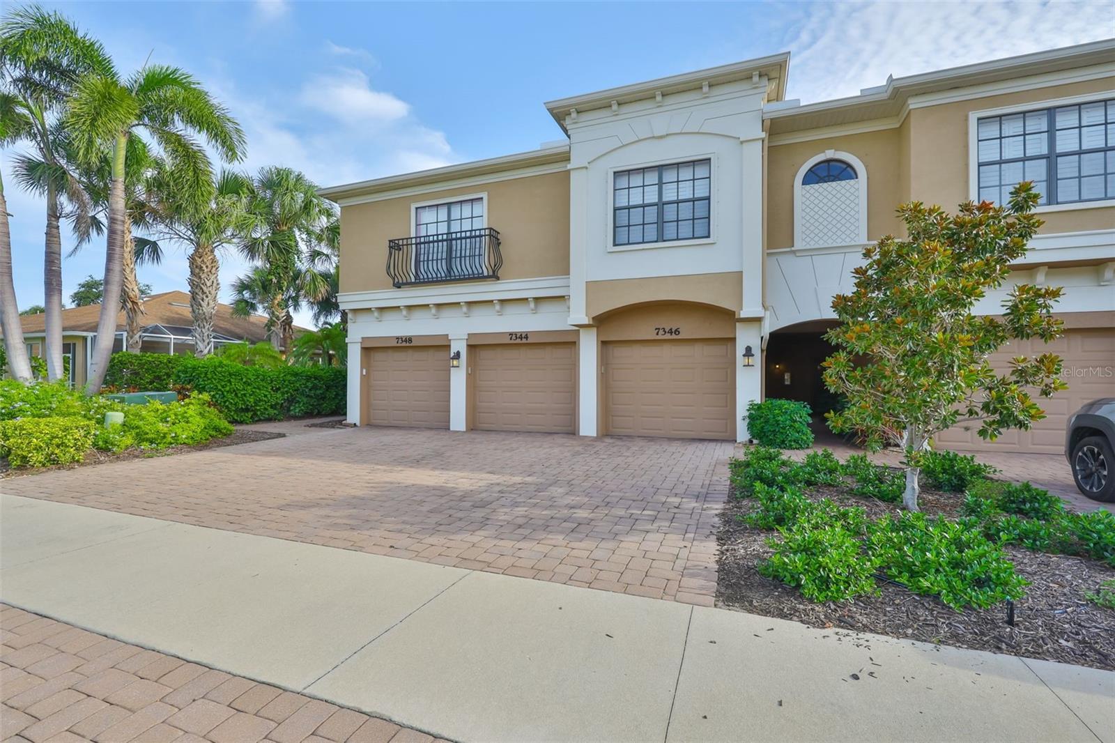 7344 SKYBIRD RD - Photo 1
