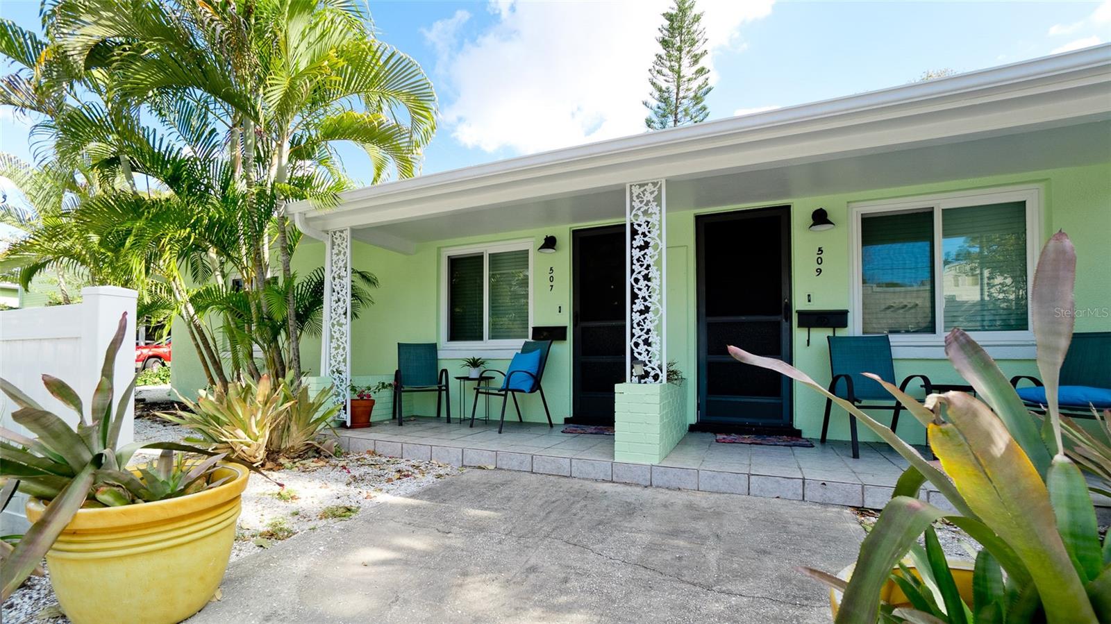 507 MADISON CT - Photo 1