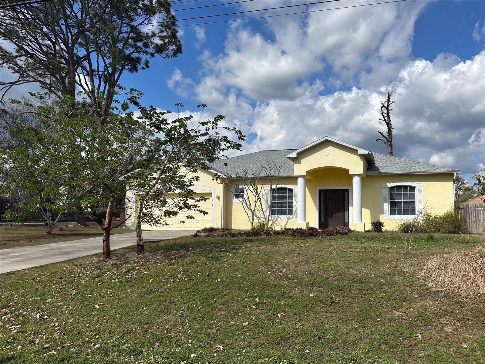 4730 LONDEL AVE - Photo 1
