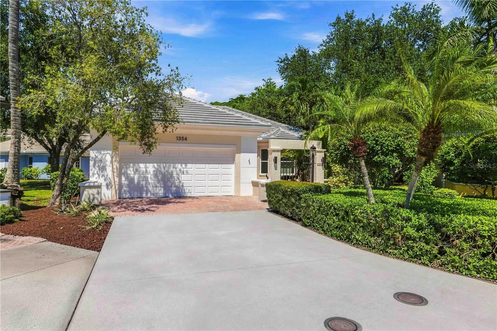 1354 TEAROSE PL - Photo 1