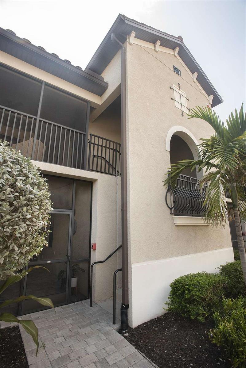 5557 PALMER CIR #205 - Photo 1