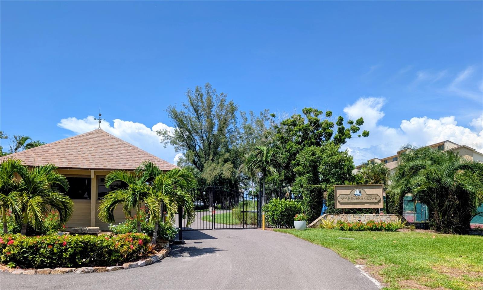 3850 MARINERS WALK #723 - Photo 1