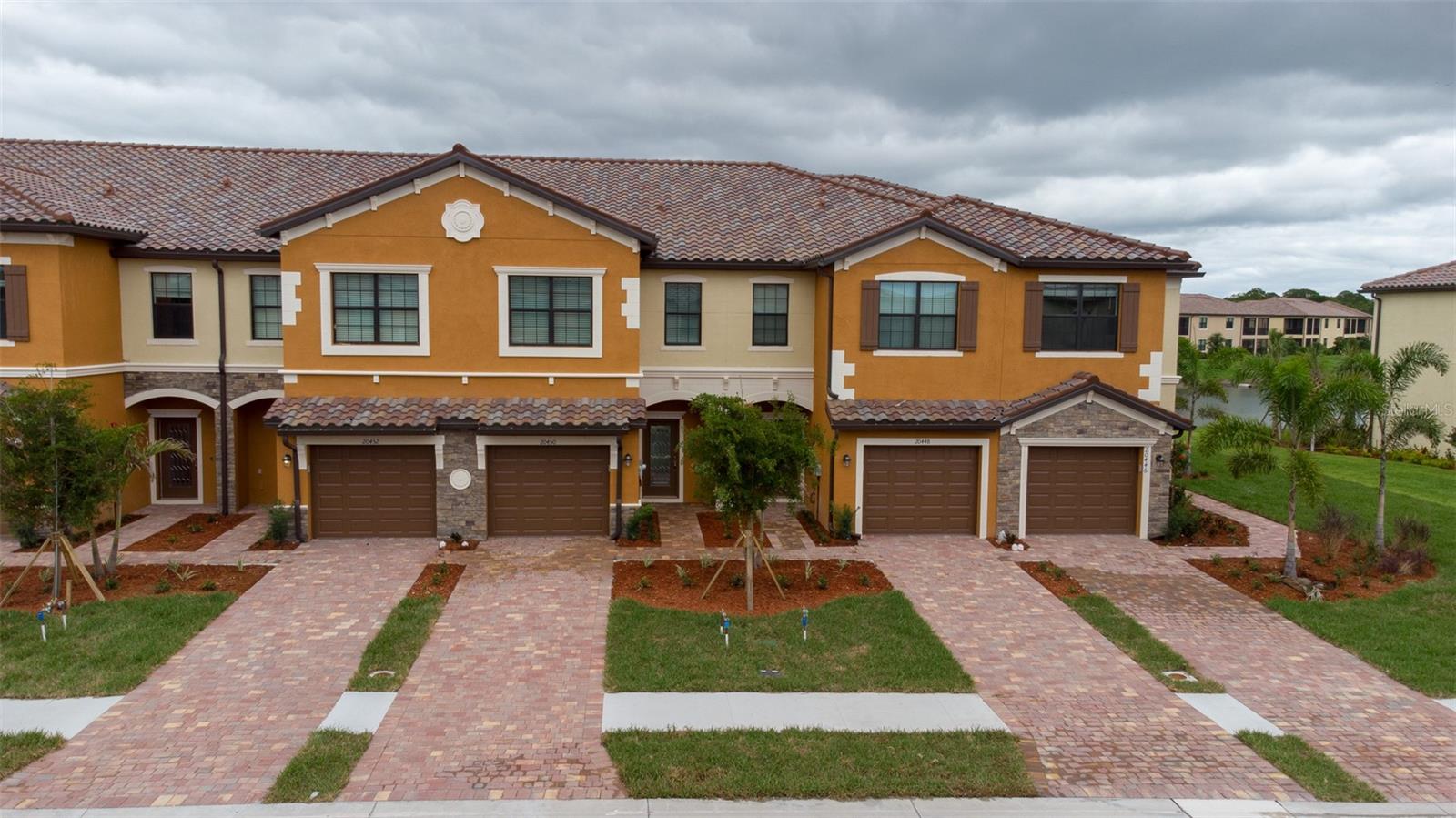 20450 LAGENTE CIR - Photo 1