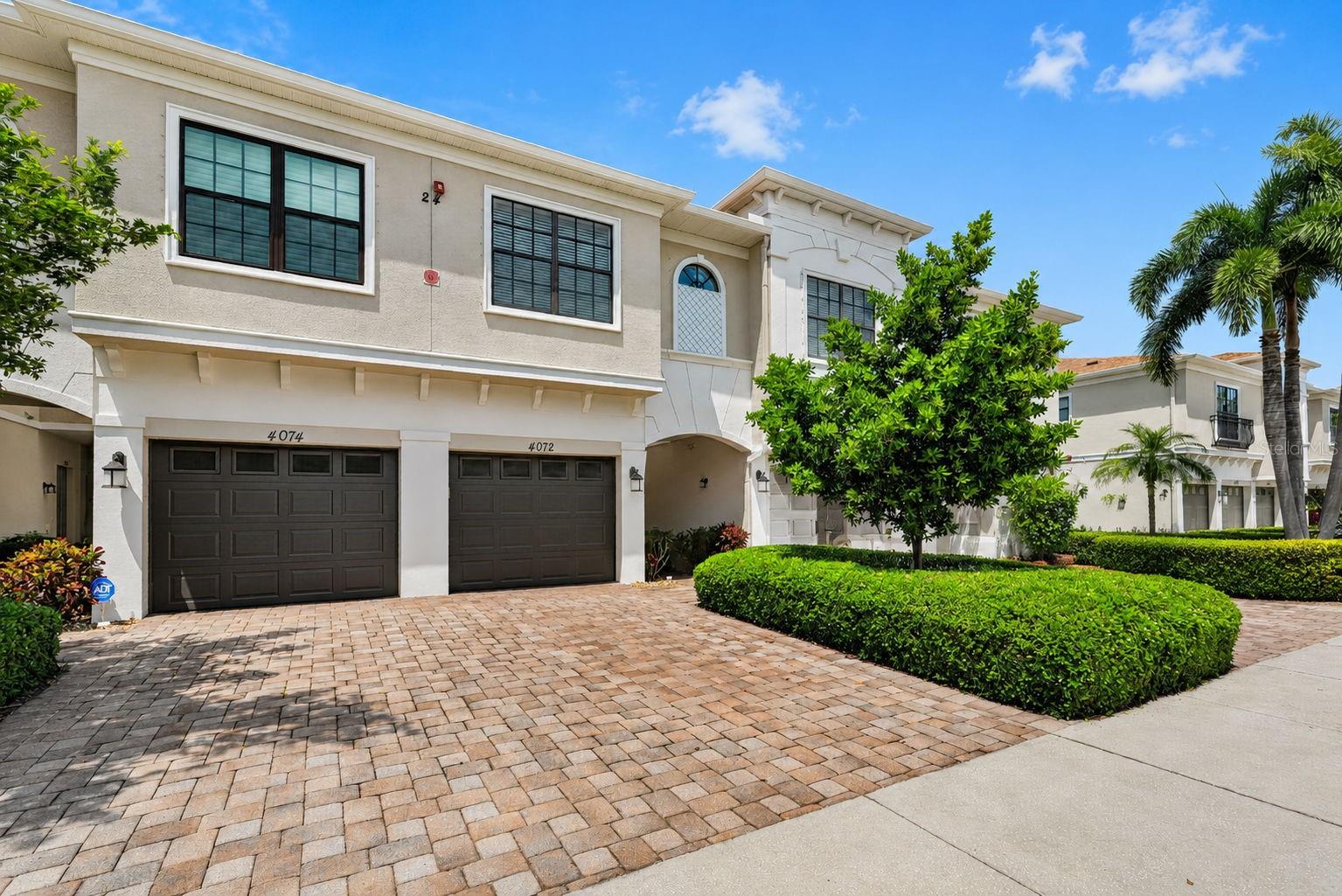 4072 OVERTURE CIR #462 - Photo 1