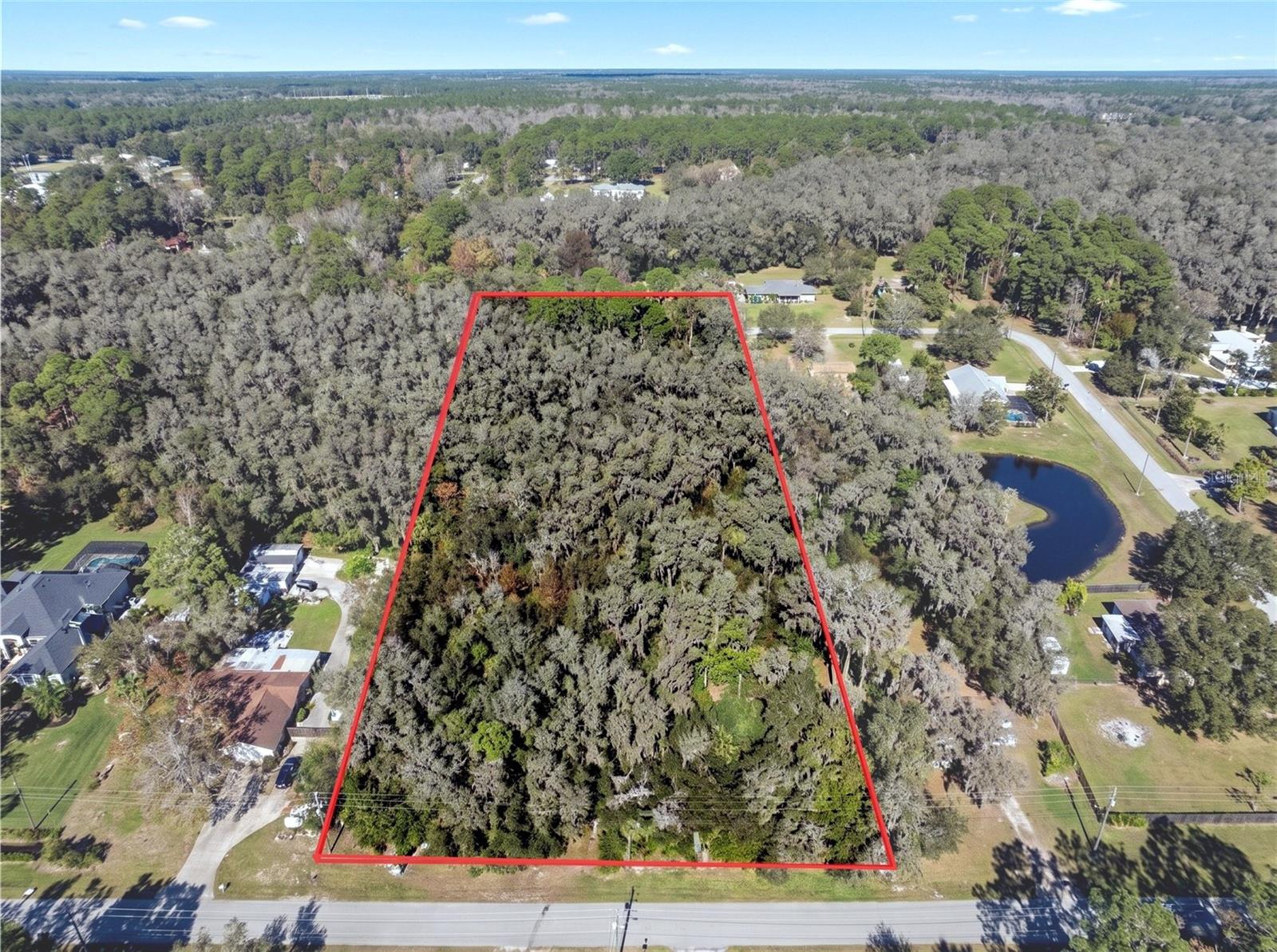 32-26-18-0010-00000-0560 COUNTRY LN - Photo 1