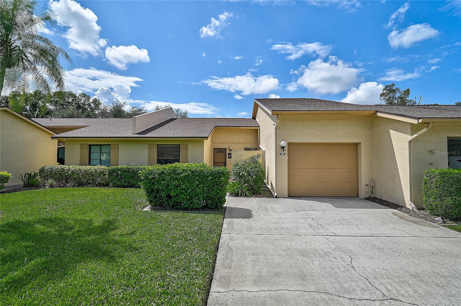 3189 GLEN ELYN BLVD #3 - Photo 1