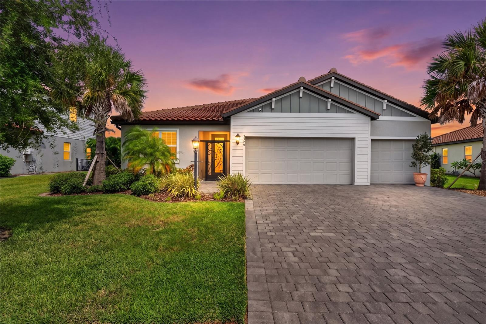 3329 BIG SKY WAY - Photo 1