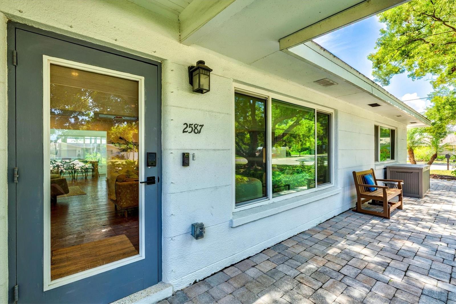 2587 RINGLING BLVD - Photo 1