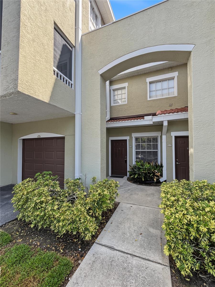 5601 BENTGRASS DR #10-112 - Photo 1