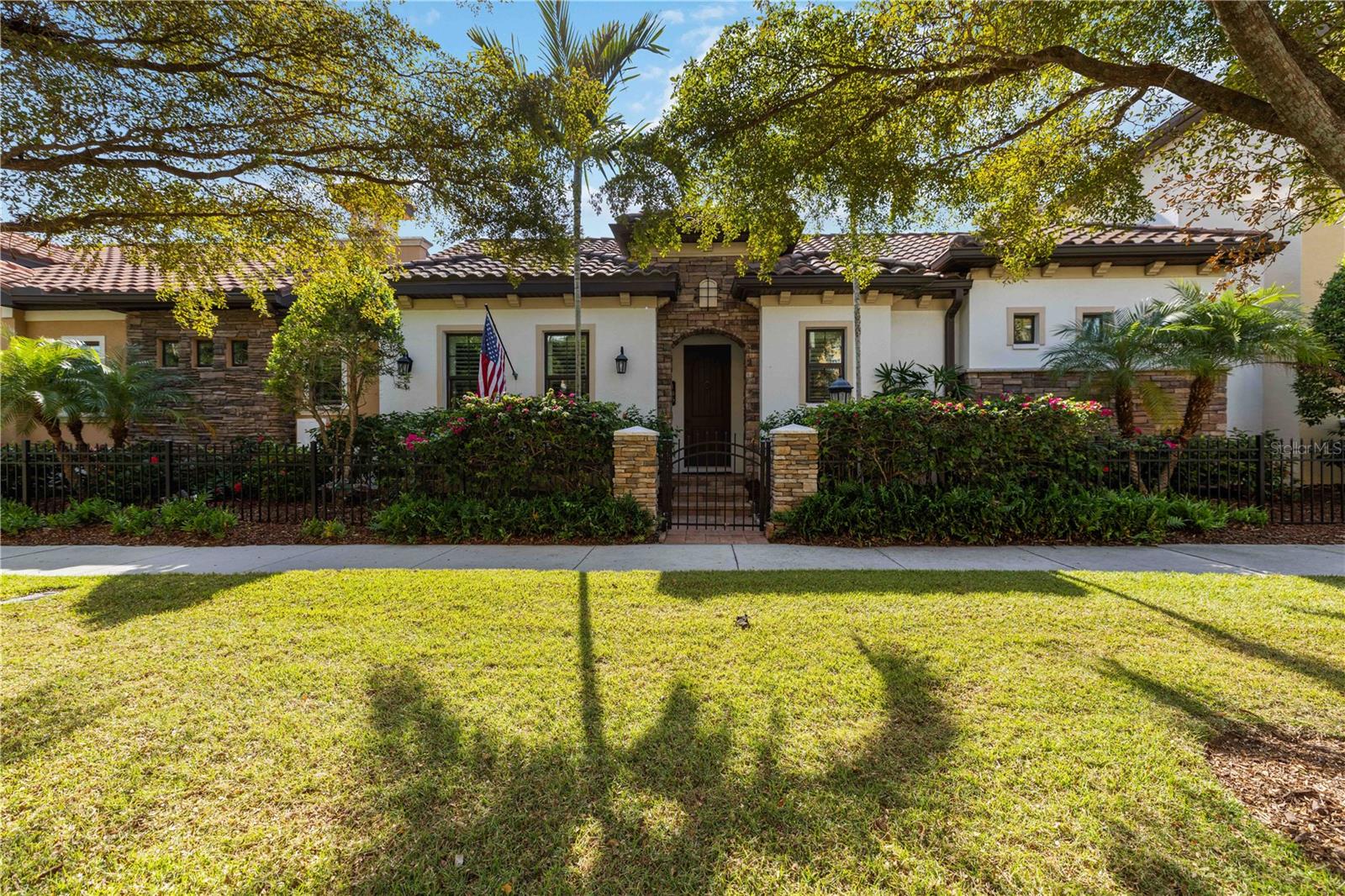 146 E TAMPA AVE - Photo 1