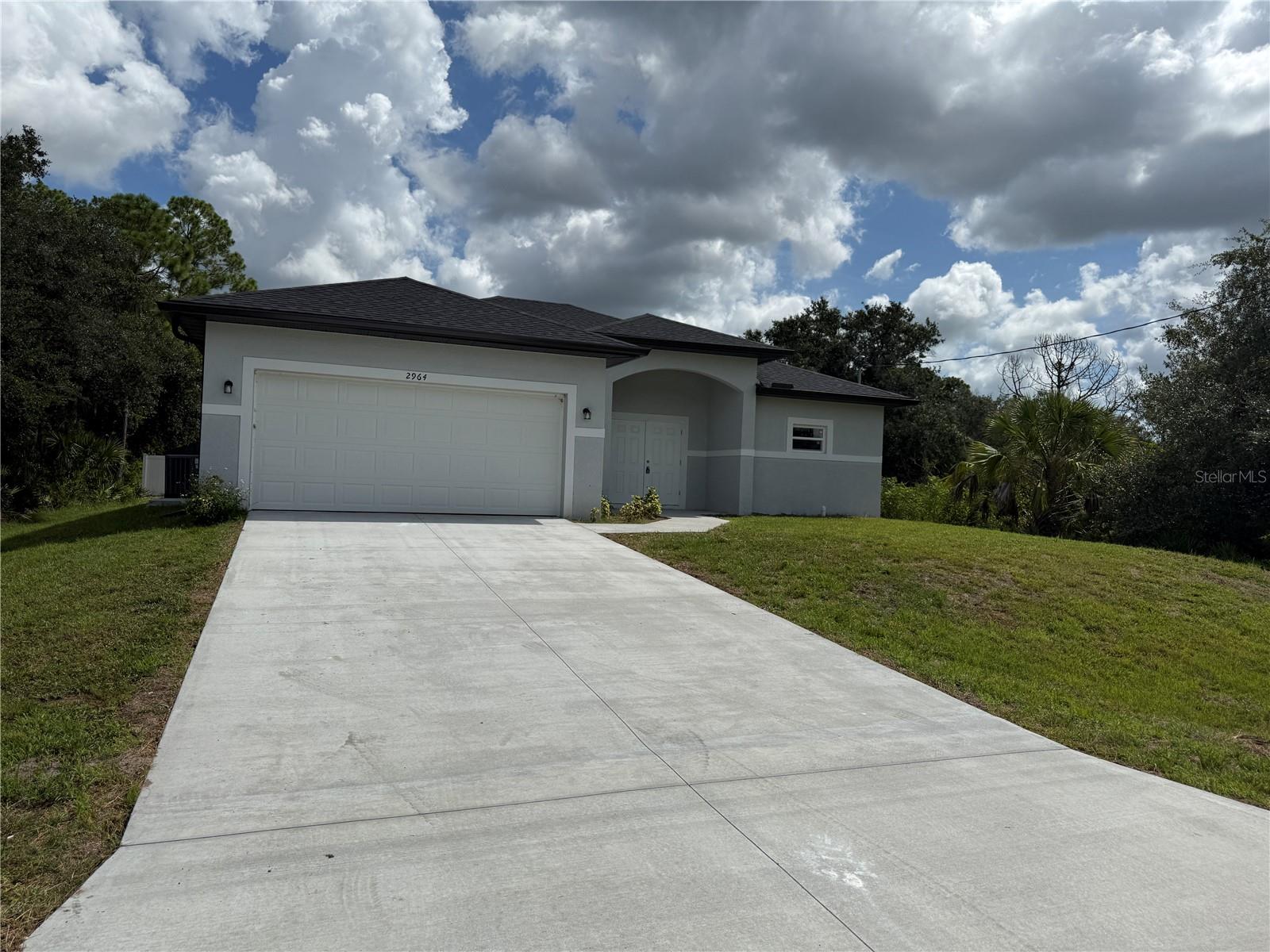 2964 WELLS AVE - Photo 1