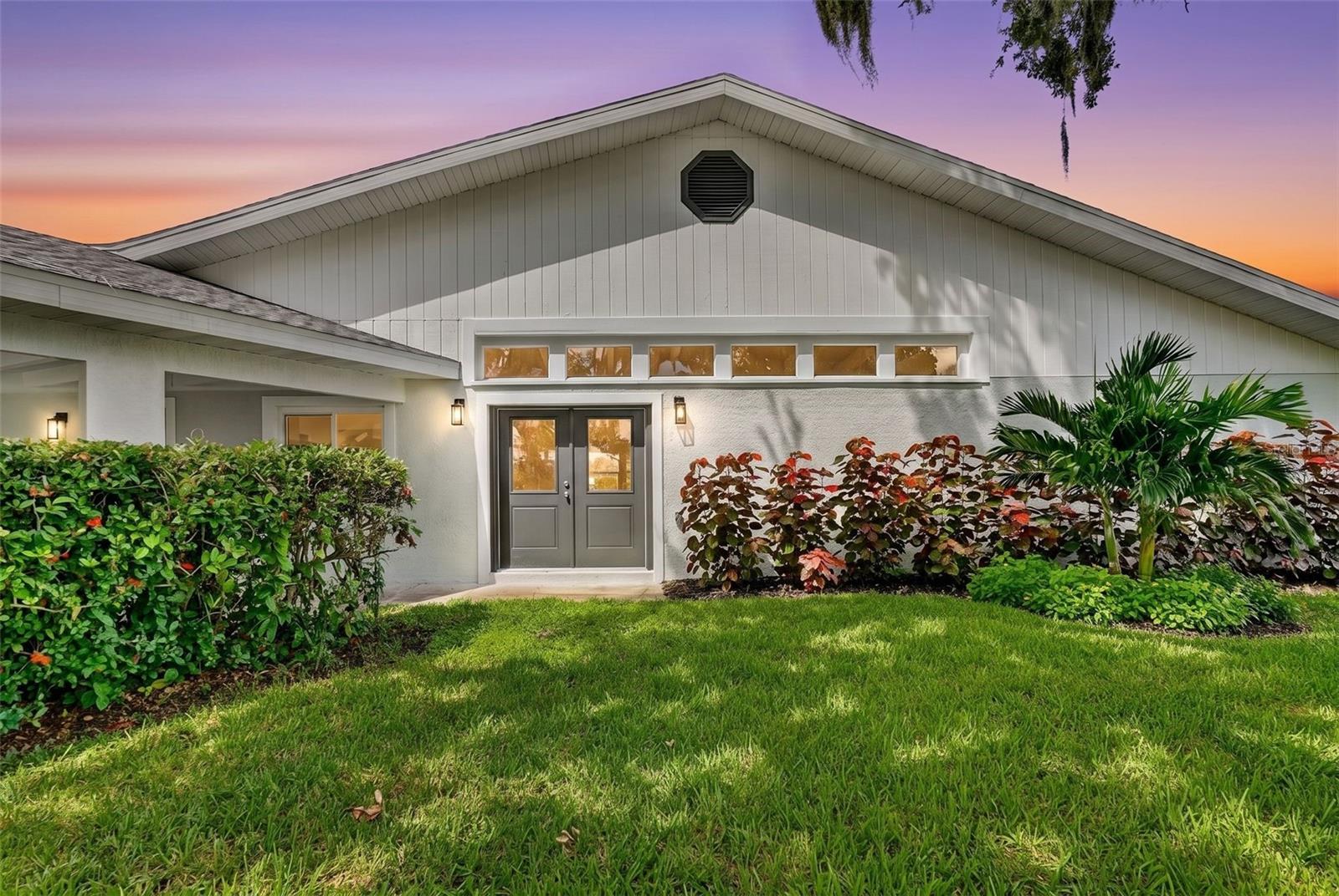 341 SHORE DR - Photo 1