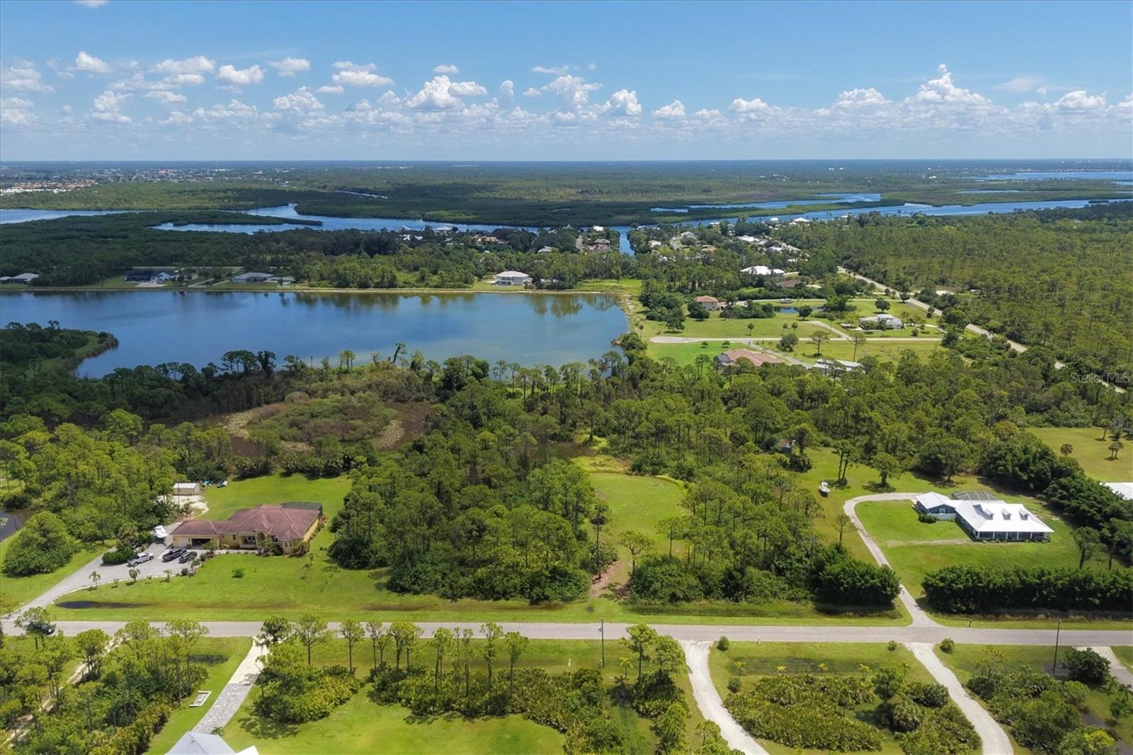 9008 FALCON CT - Photo 1