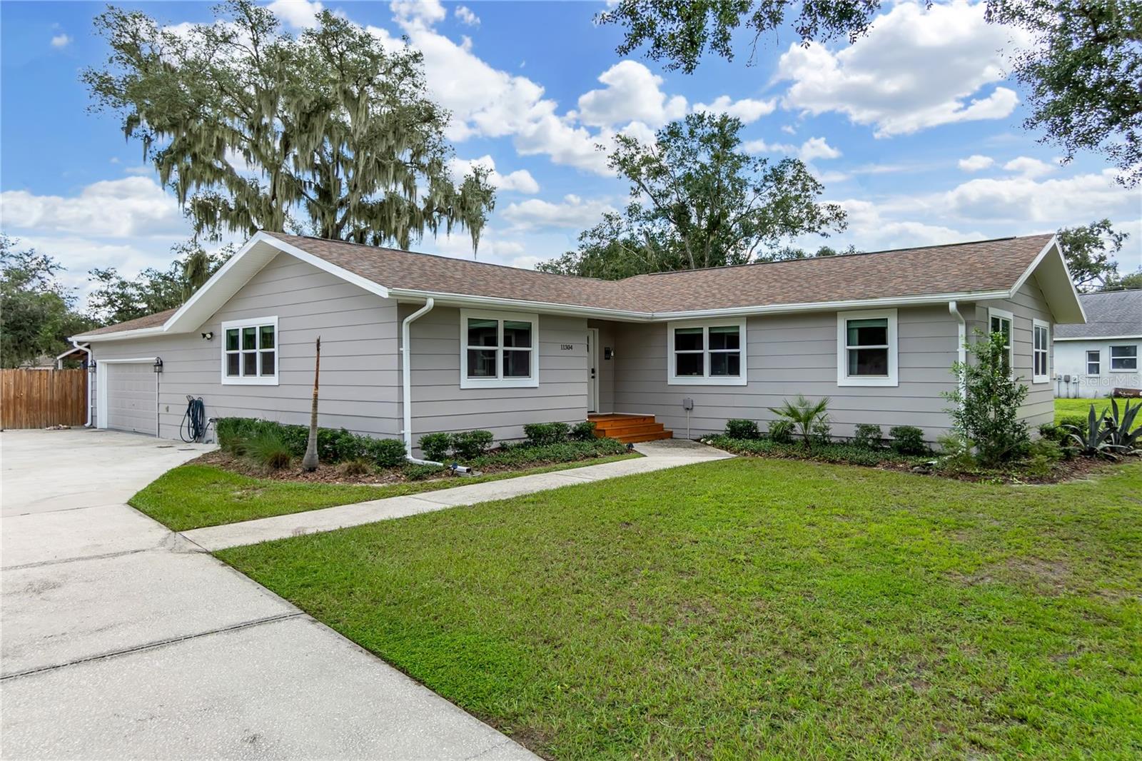 11304 LEPRECHAUN DR - Photo 1