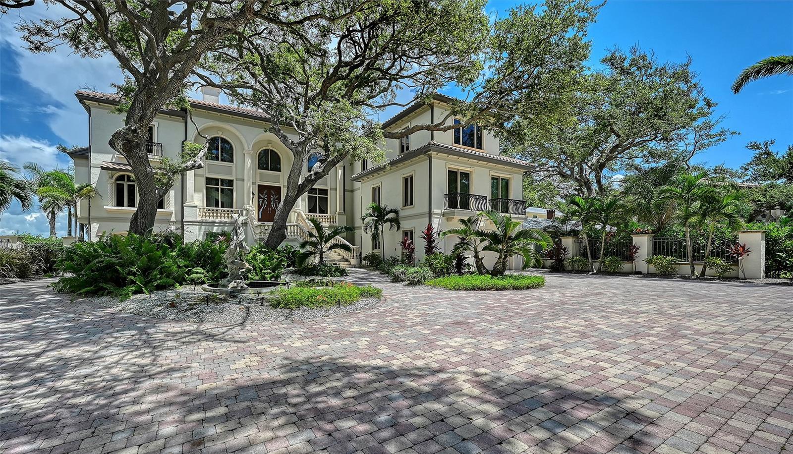 1216 N CASEY KEY RD - Photo 1