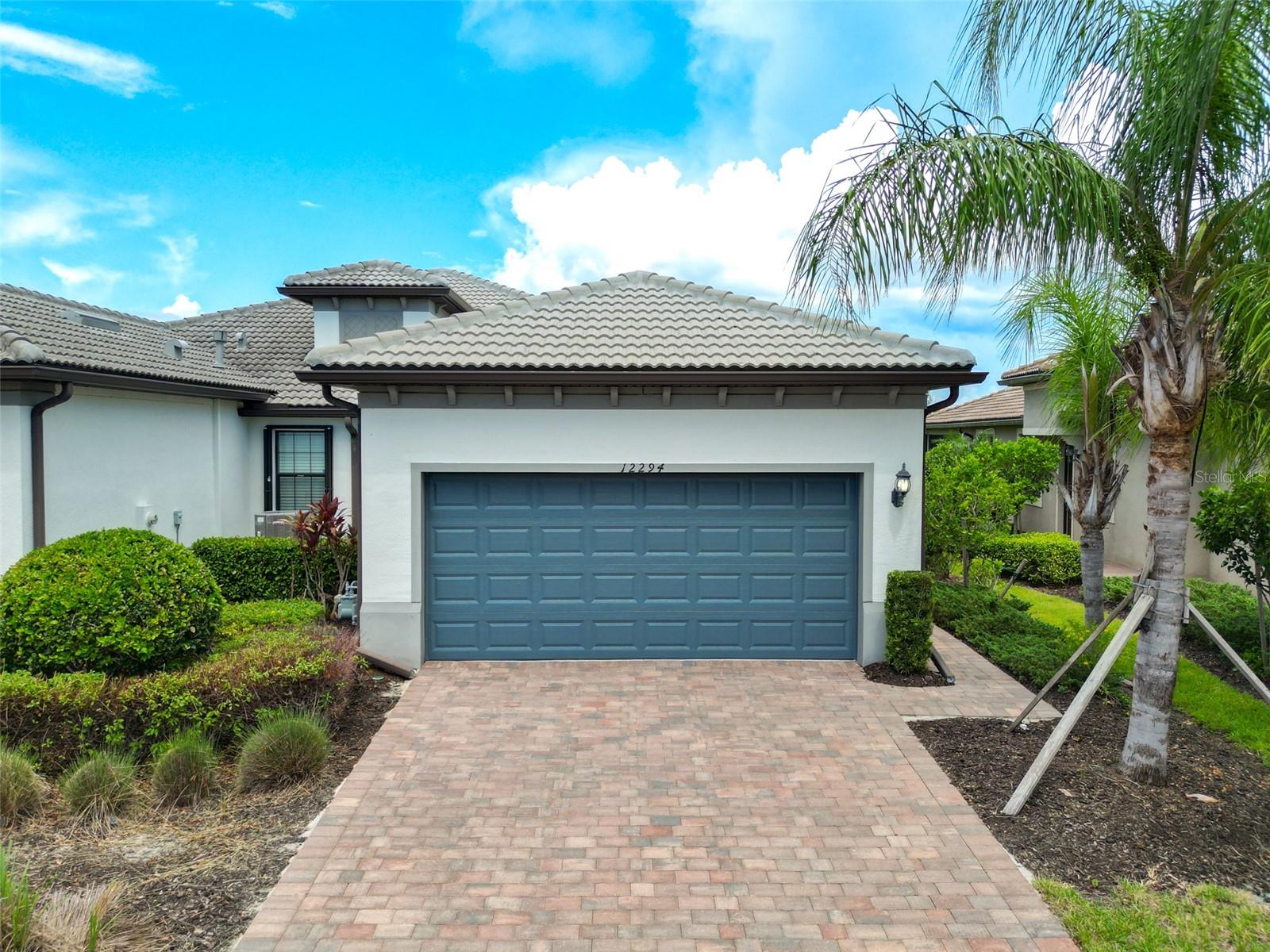 12294 MYRTLE BAY CT - Photo 1