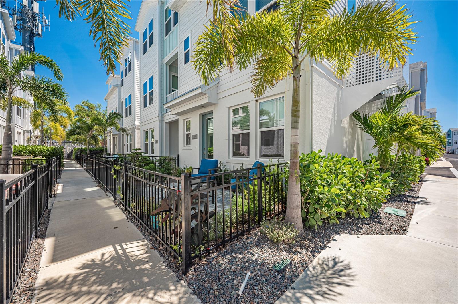 2400 EZZELL CT - Photo 1