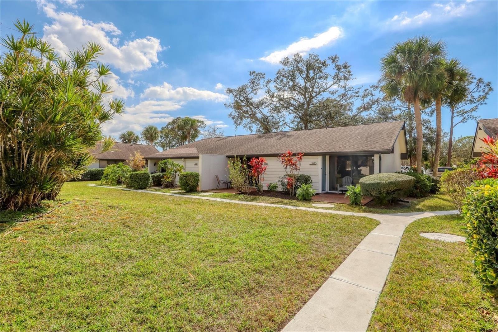 3523 LONGMEADOW #12 - Photo 1