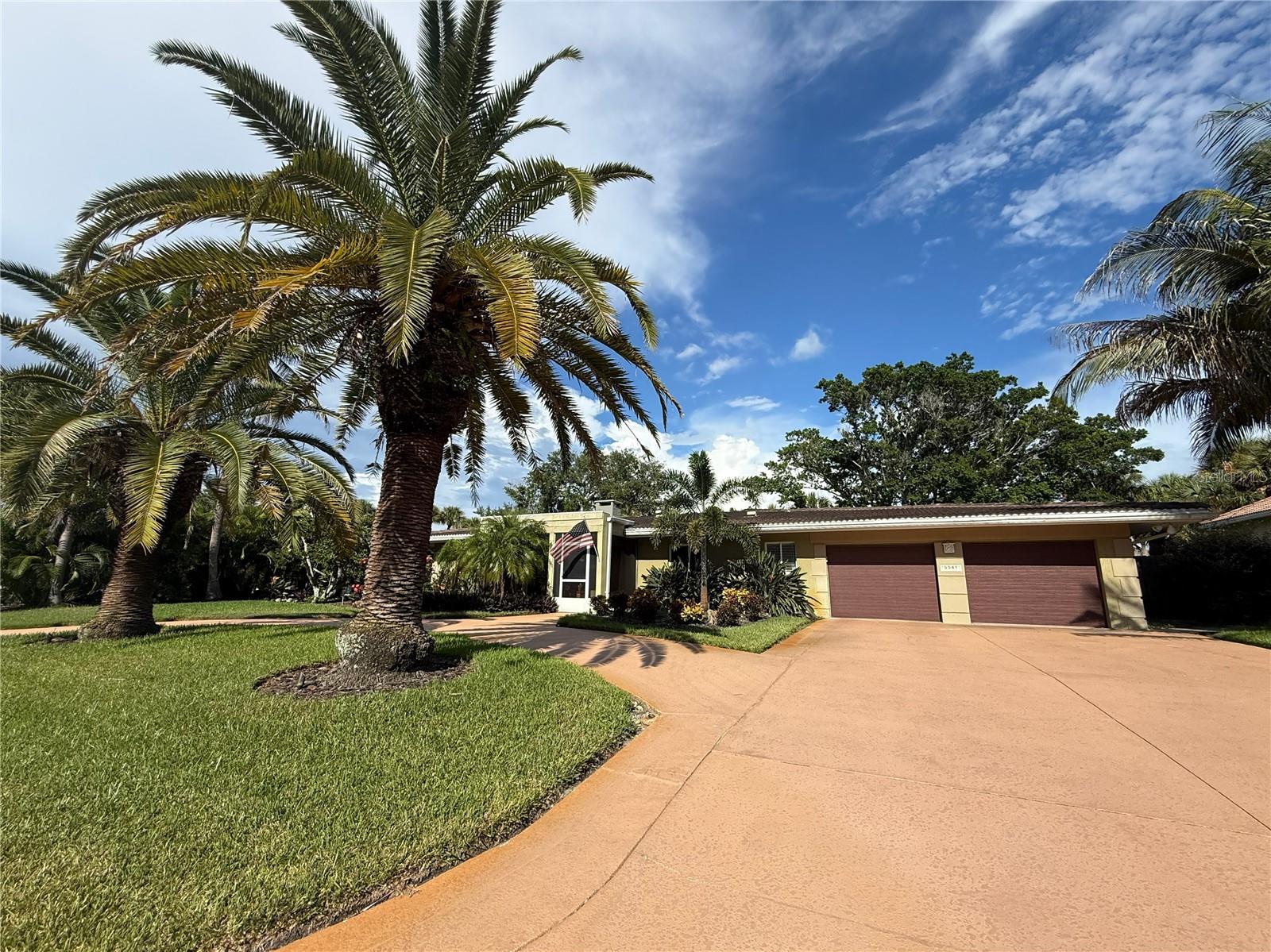 5541 CAPE AQUA DR - Photo 1
