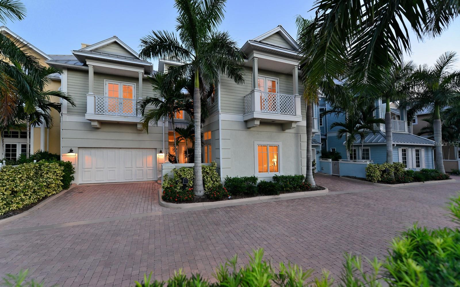 1080 SEAGROVE LN #CH2 - Photo 1