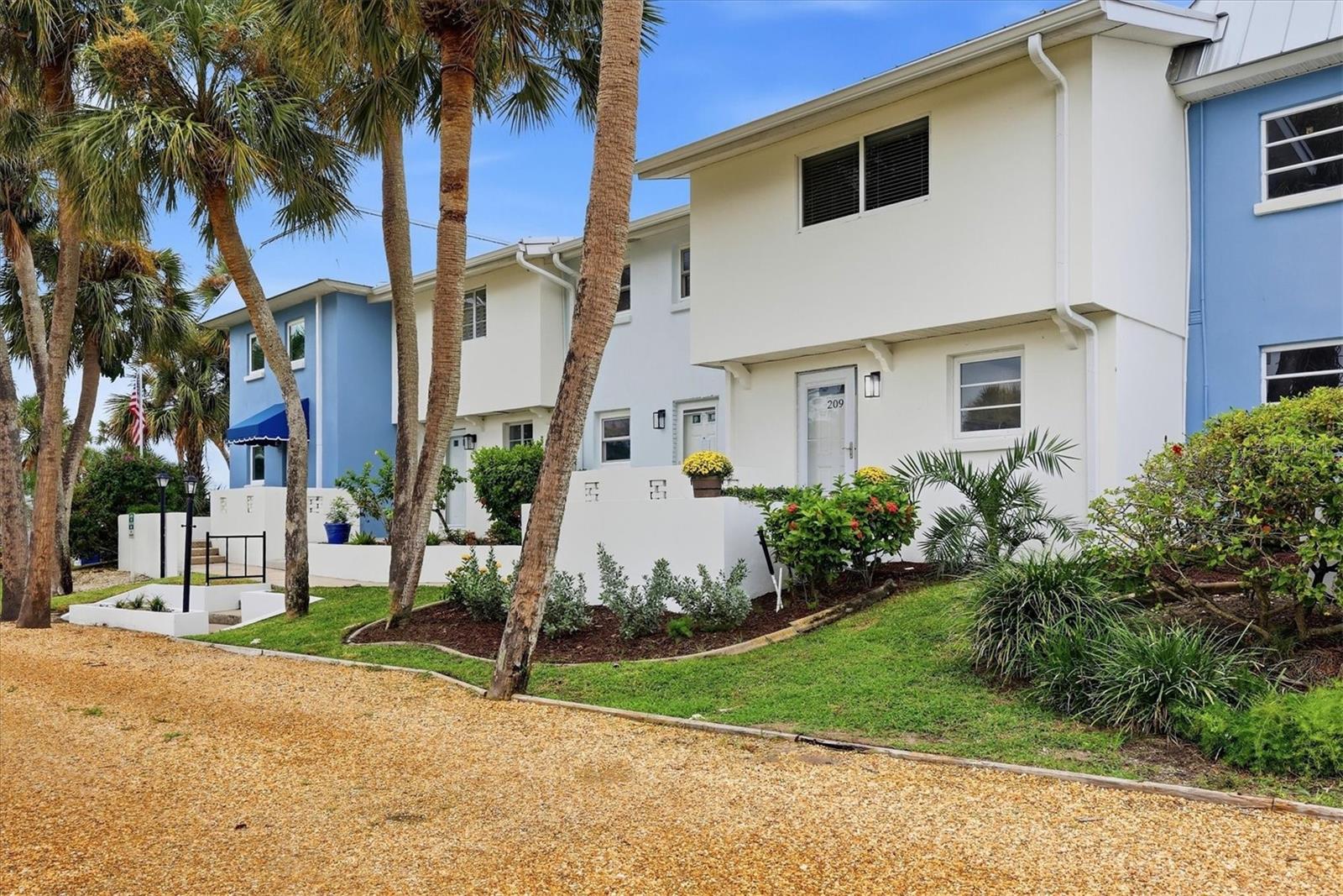 4532 OCEAN BLVD #209 - Photo 1