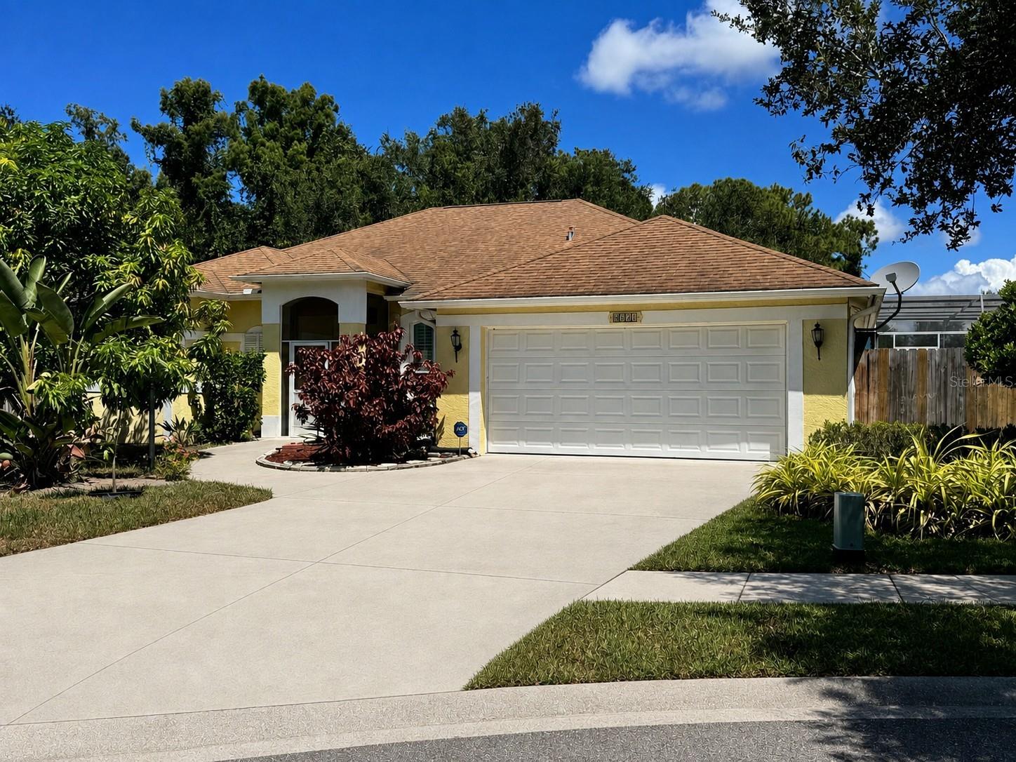 5631 BENT OAK DR - Photo 1