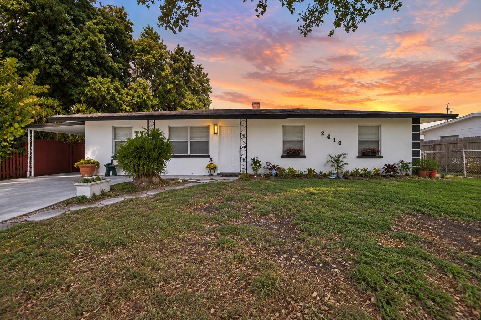 2414 25TH AVE W - Photo 1