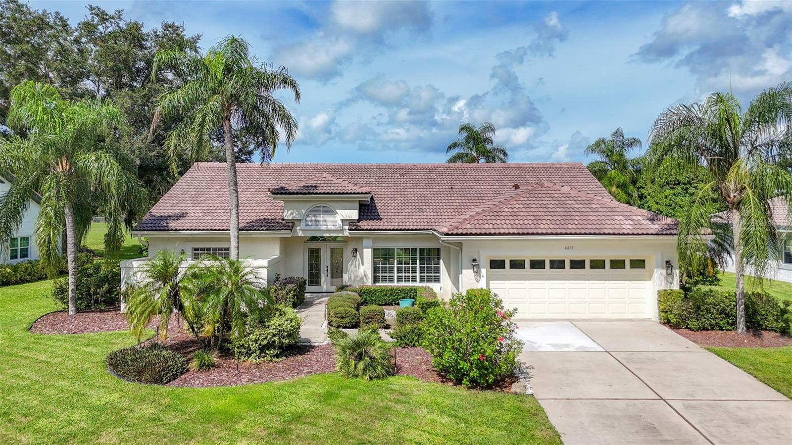 4415 HIGHLAND OAKS CIR - Photo 1