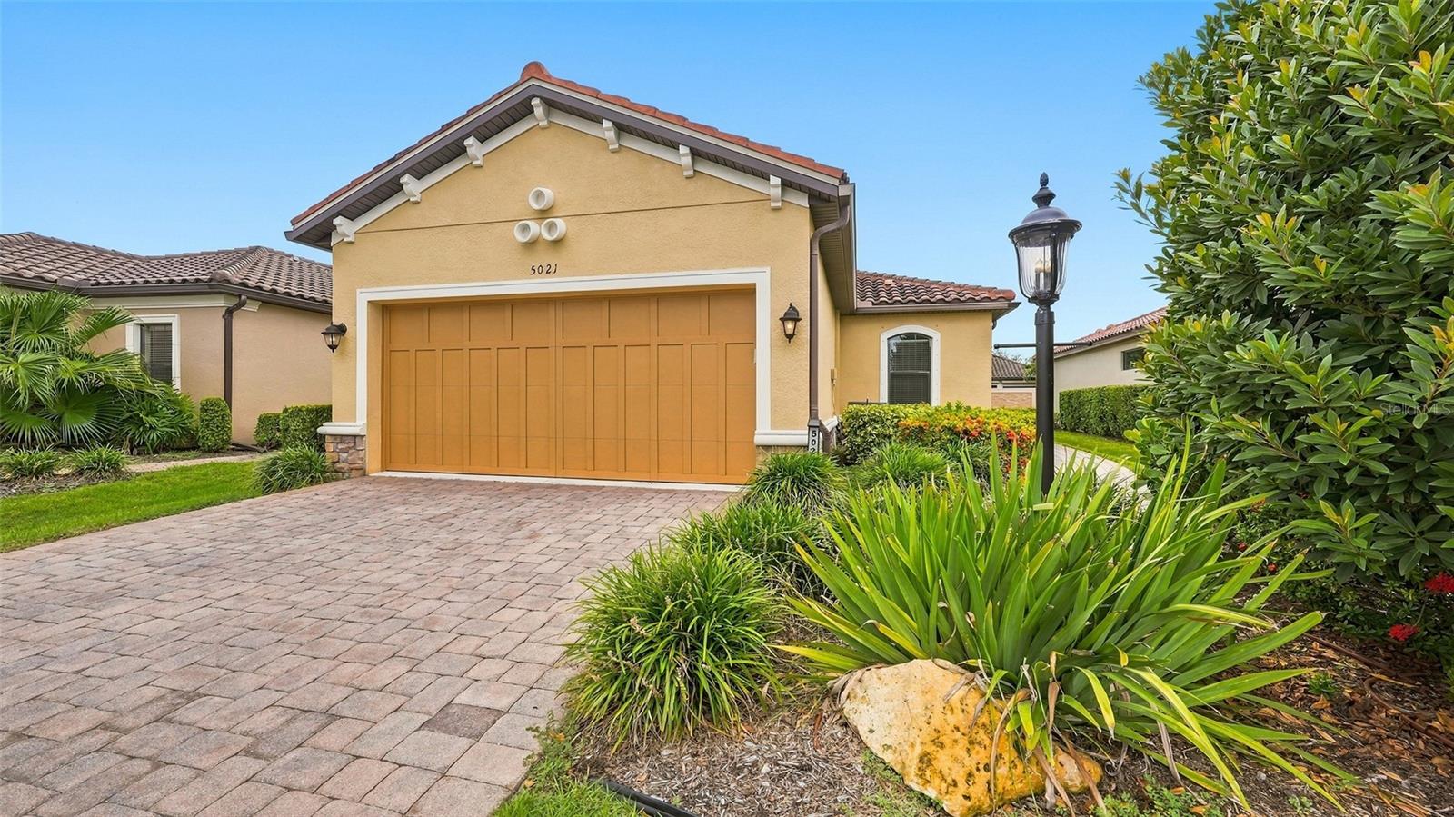 5021 SAVONA RUN - Photo 1
