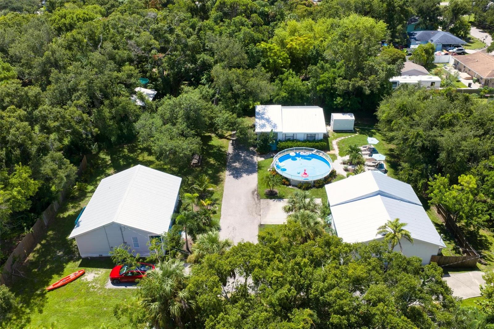 3476 WINTON AVE - Photo 1