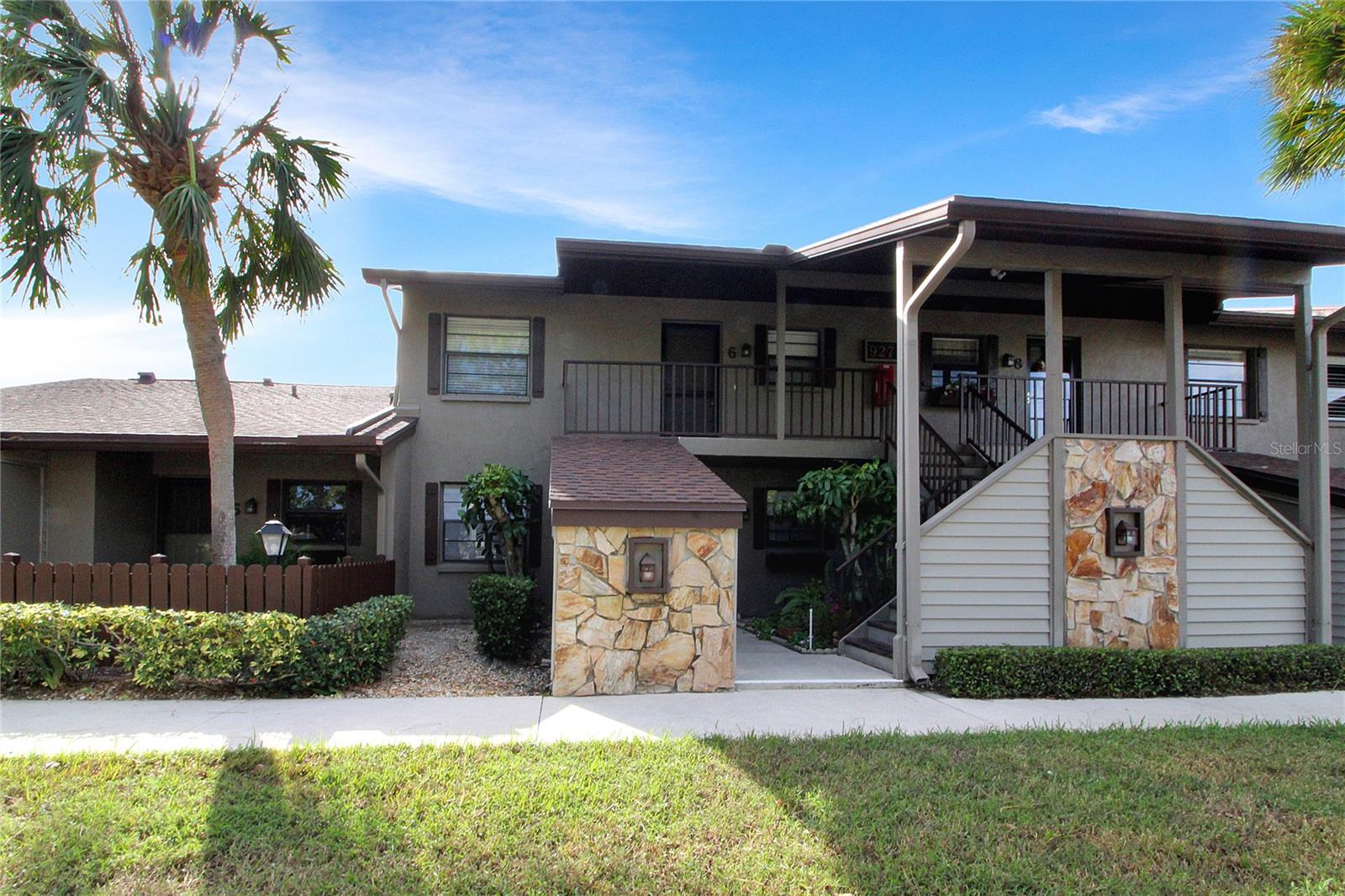929 CAPRI ISLES BLVD #22 - Photo 1
