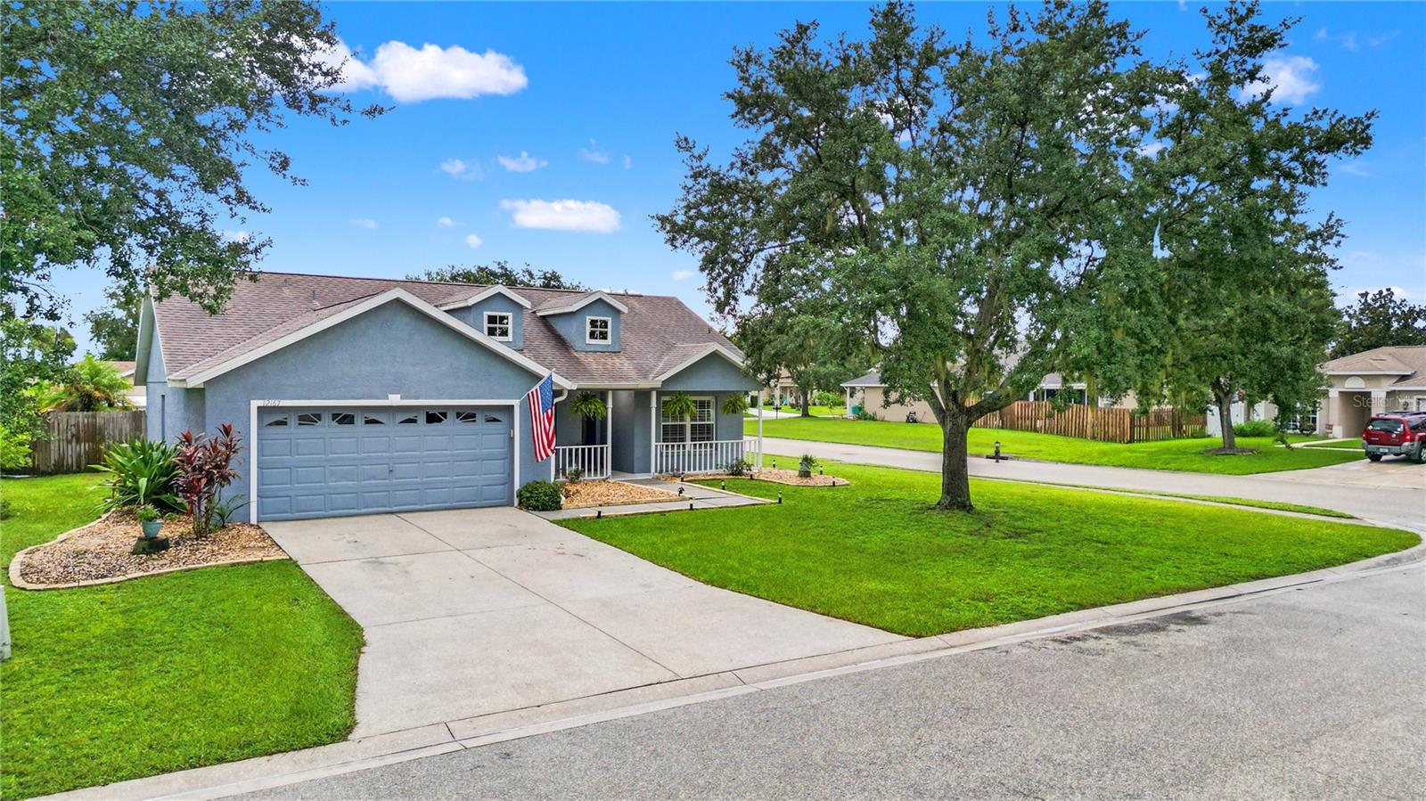 12167 WARWICK CIR - Photo 1