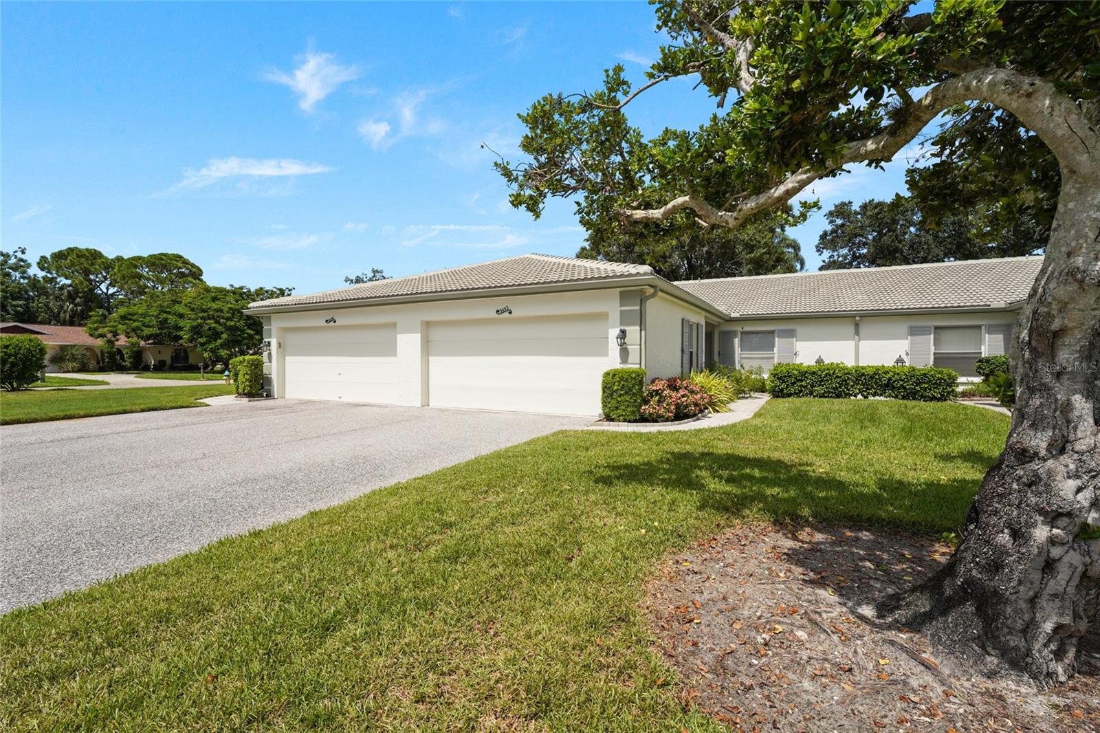 3032 RINGWOOD MDW #17 - Photo 1