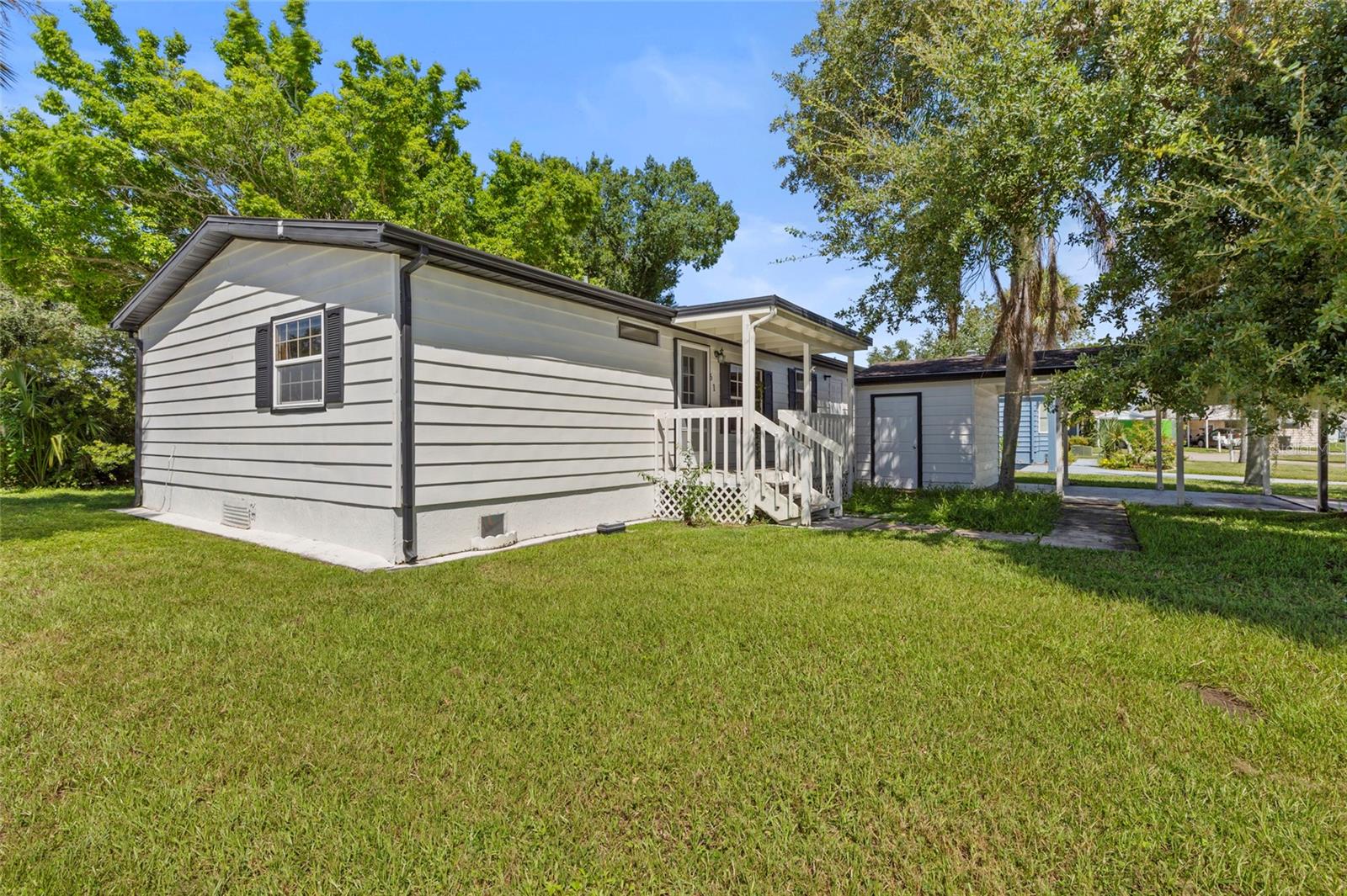 61 MOURNINGDOVE CT #0 - Photo 1
