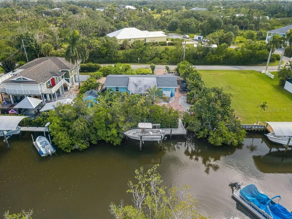 1831 BAYSHORE DR - Photo 1