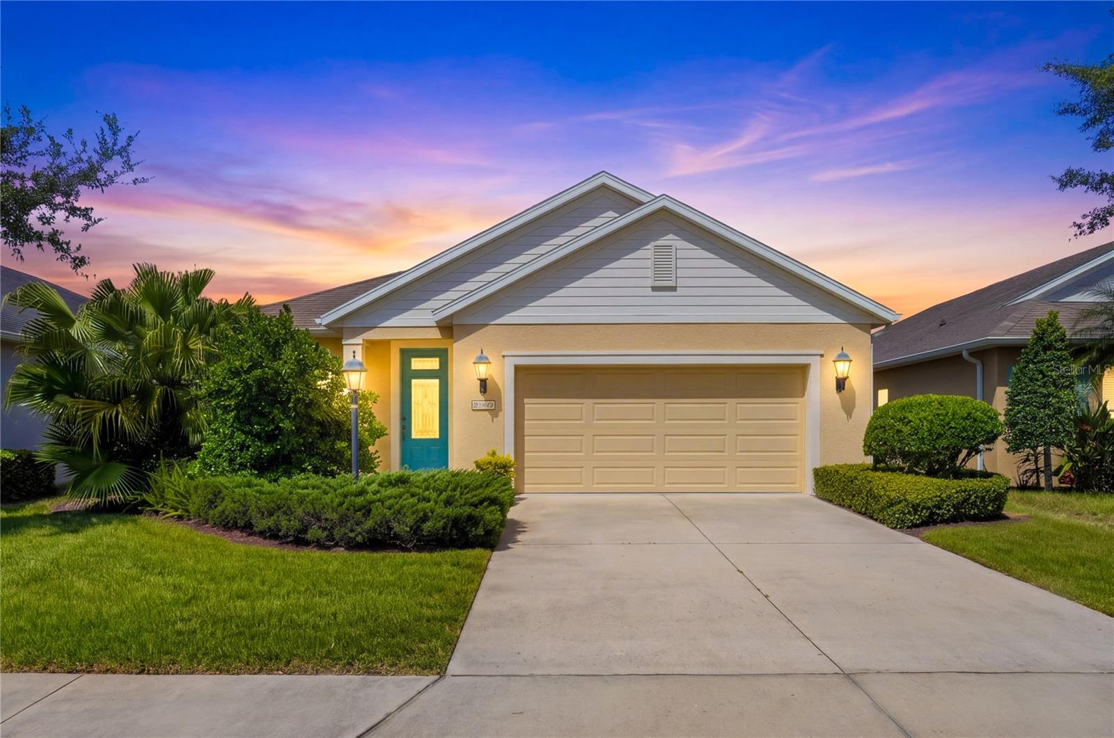 4560 SUMMERLAKE CIR - Photo 1