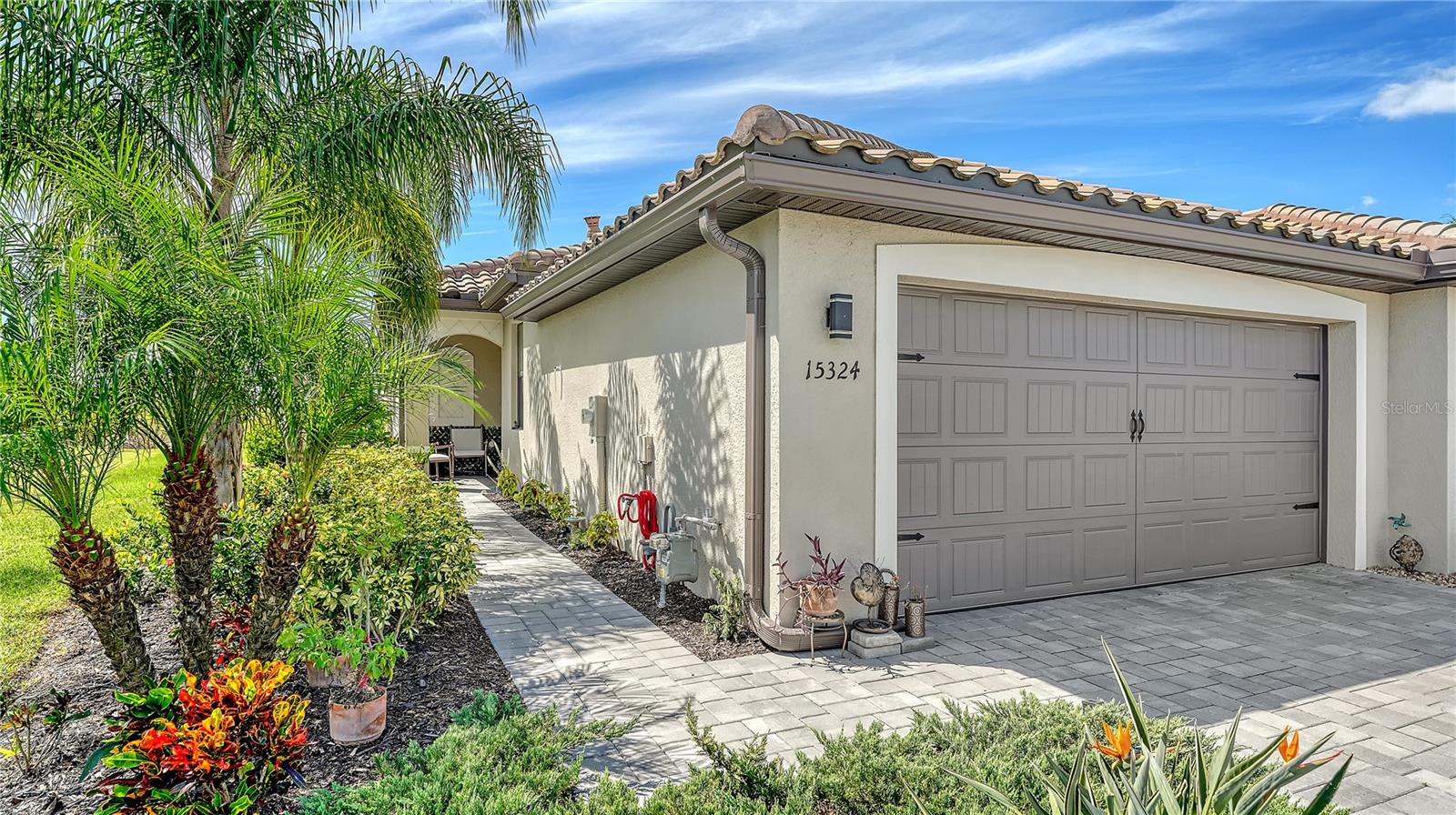 15324 SUNNY DAY DR - Photo 1