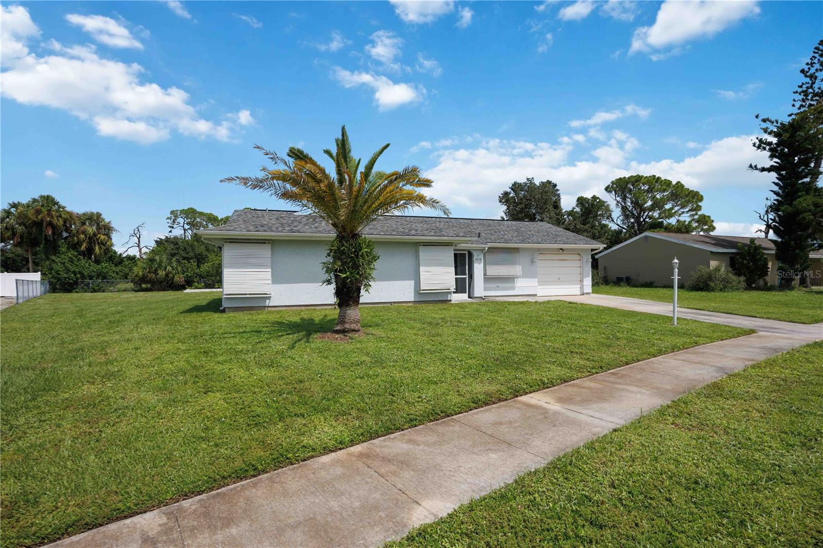 5858 KENWOOD DR - Photo 1