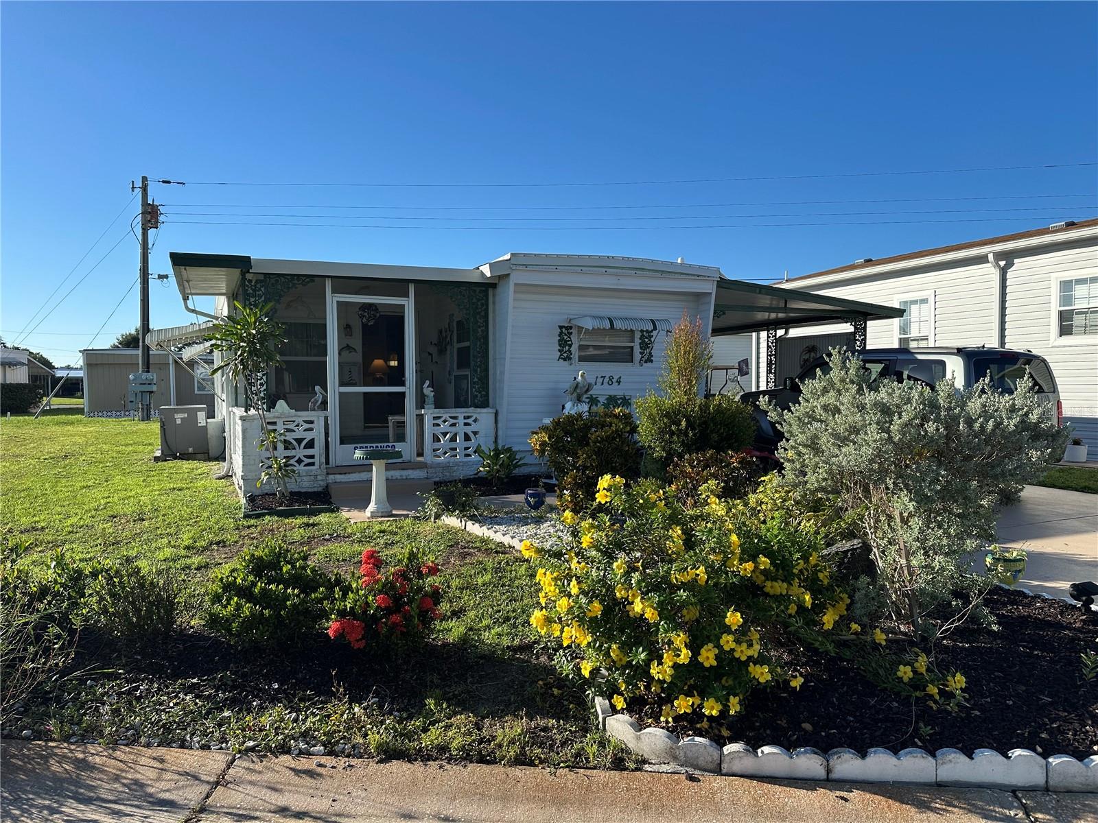 1784 MIDLOTHIAN ST - Photo 1